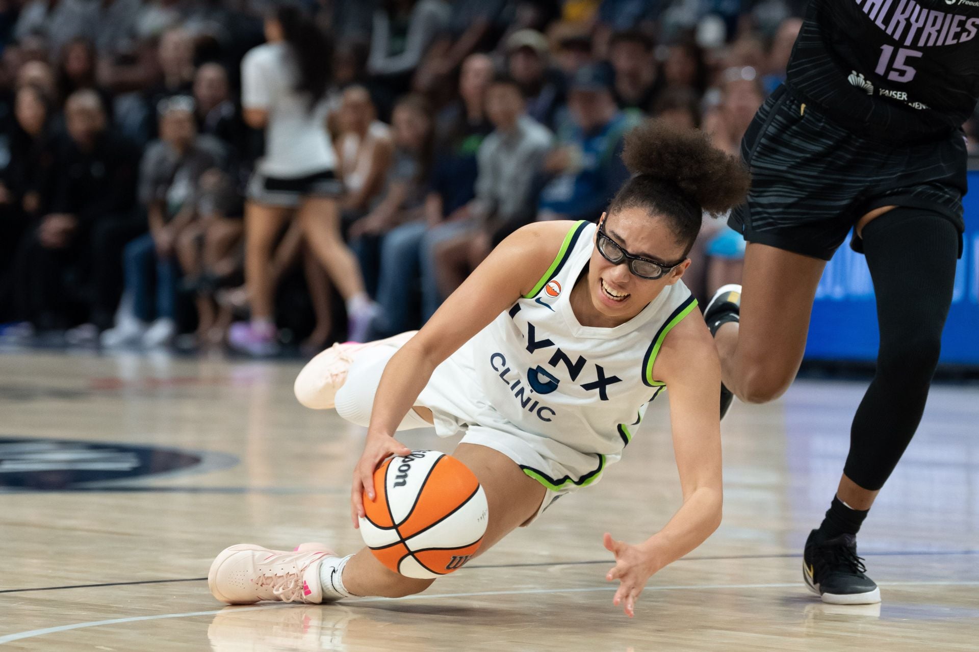 "Scared of Kelsey Mitchell", "She's buying time" - WNBA Fans Raise Eyebrows Over Olivia Miles' Questionable Status Ahead Of Fever Game