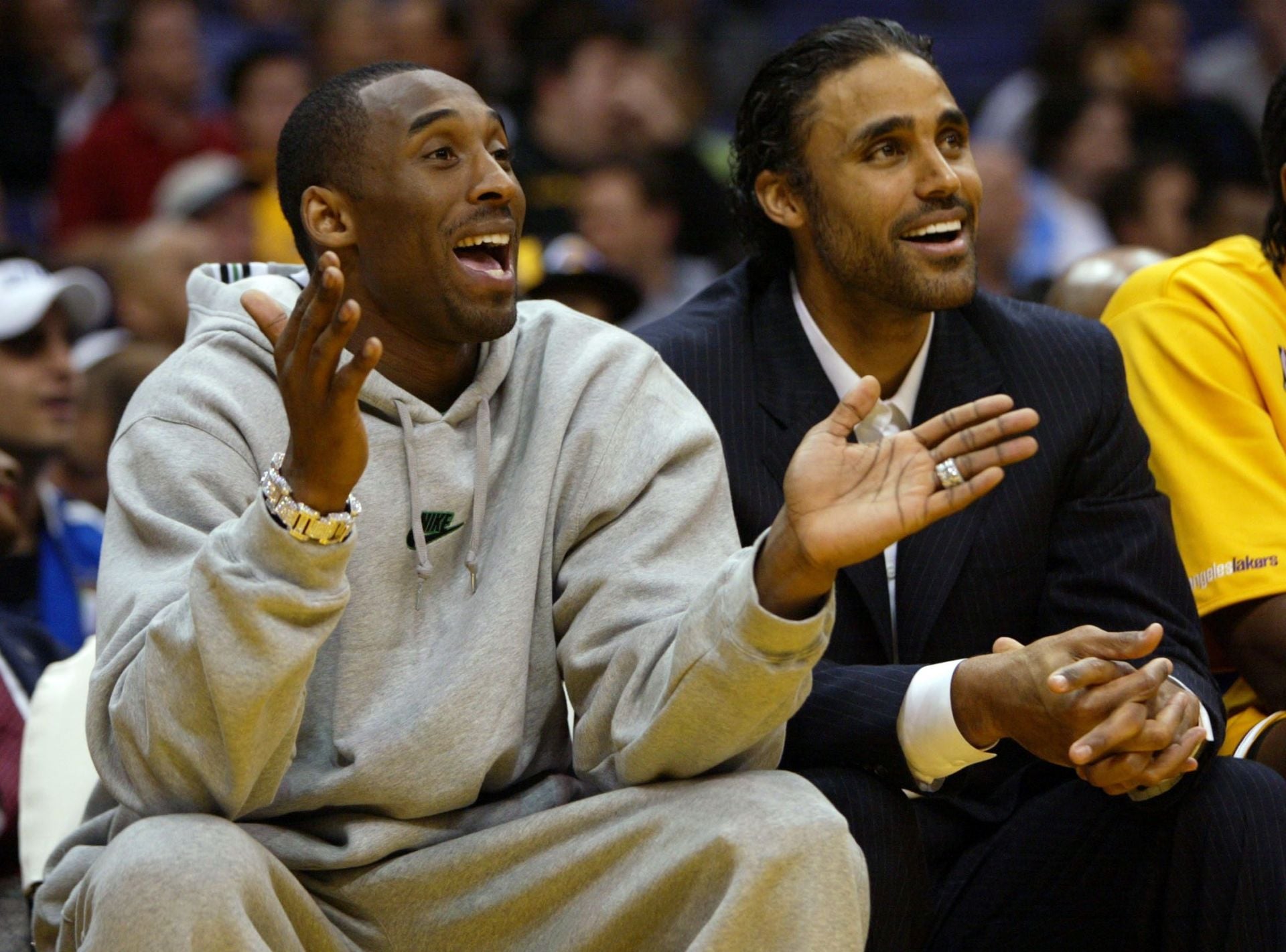 "Beyond Disrespectful to Kobe Bryant" - NBA Fans Lose It As Kai Cenat’s Chat Explodes With ‘Kobe’ Comments While Boarding Helicopter