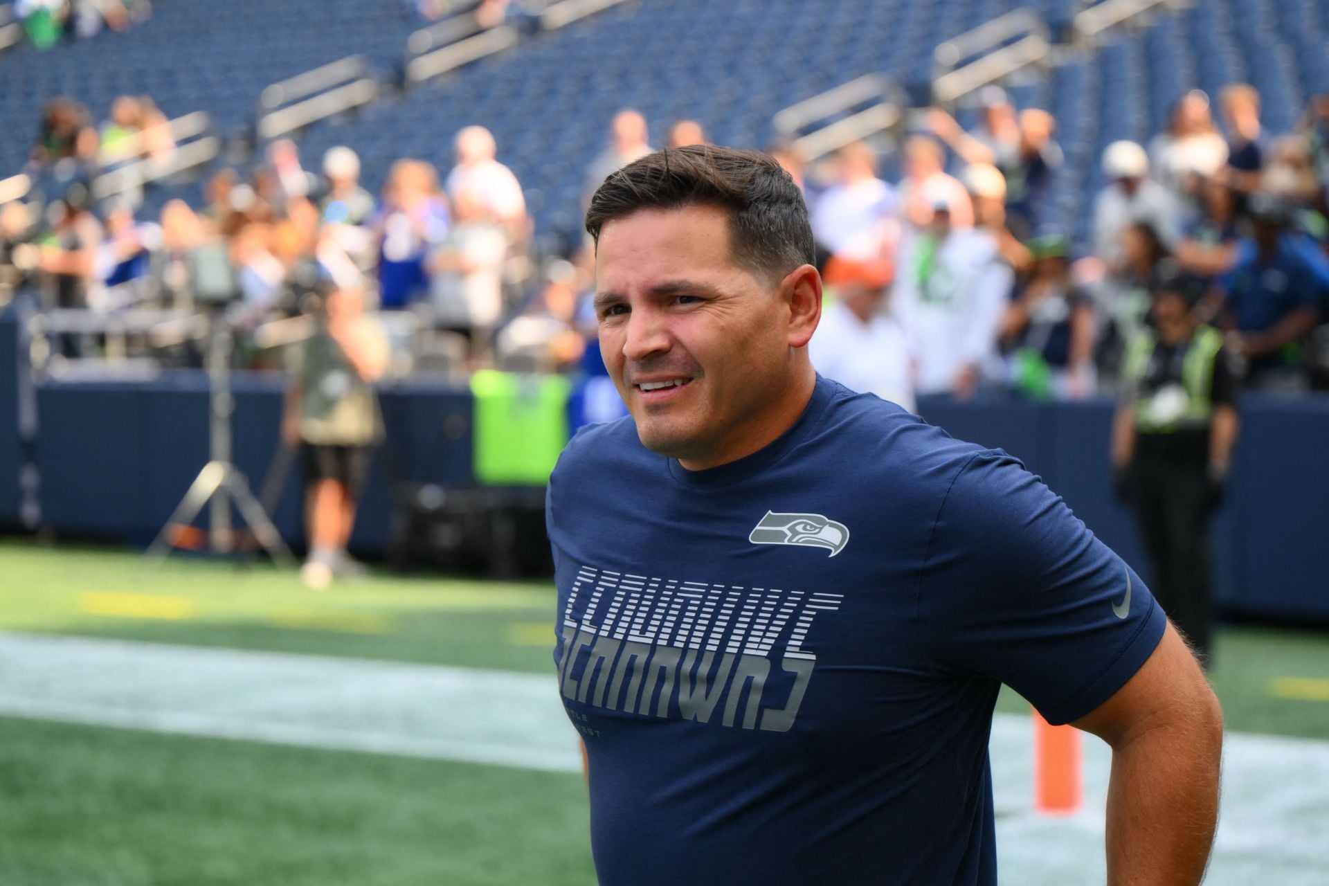 “Should be considered cheating”: NFL fans rip Seahawks HC Mike Macdonald over unusual AI plan for Seahawks
