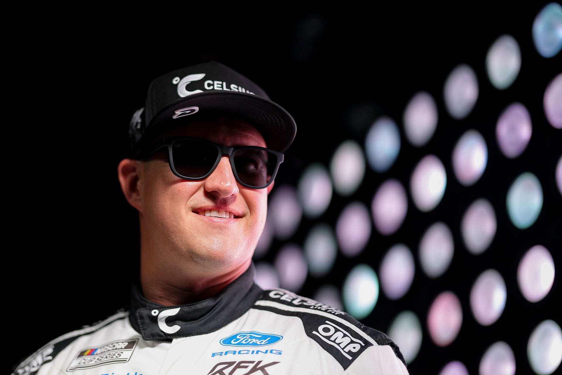 Ryan Preece turns heads with the way he makes an entrance at Dirty Mo Studios