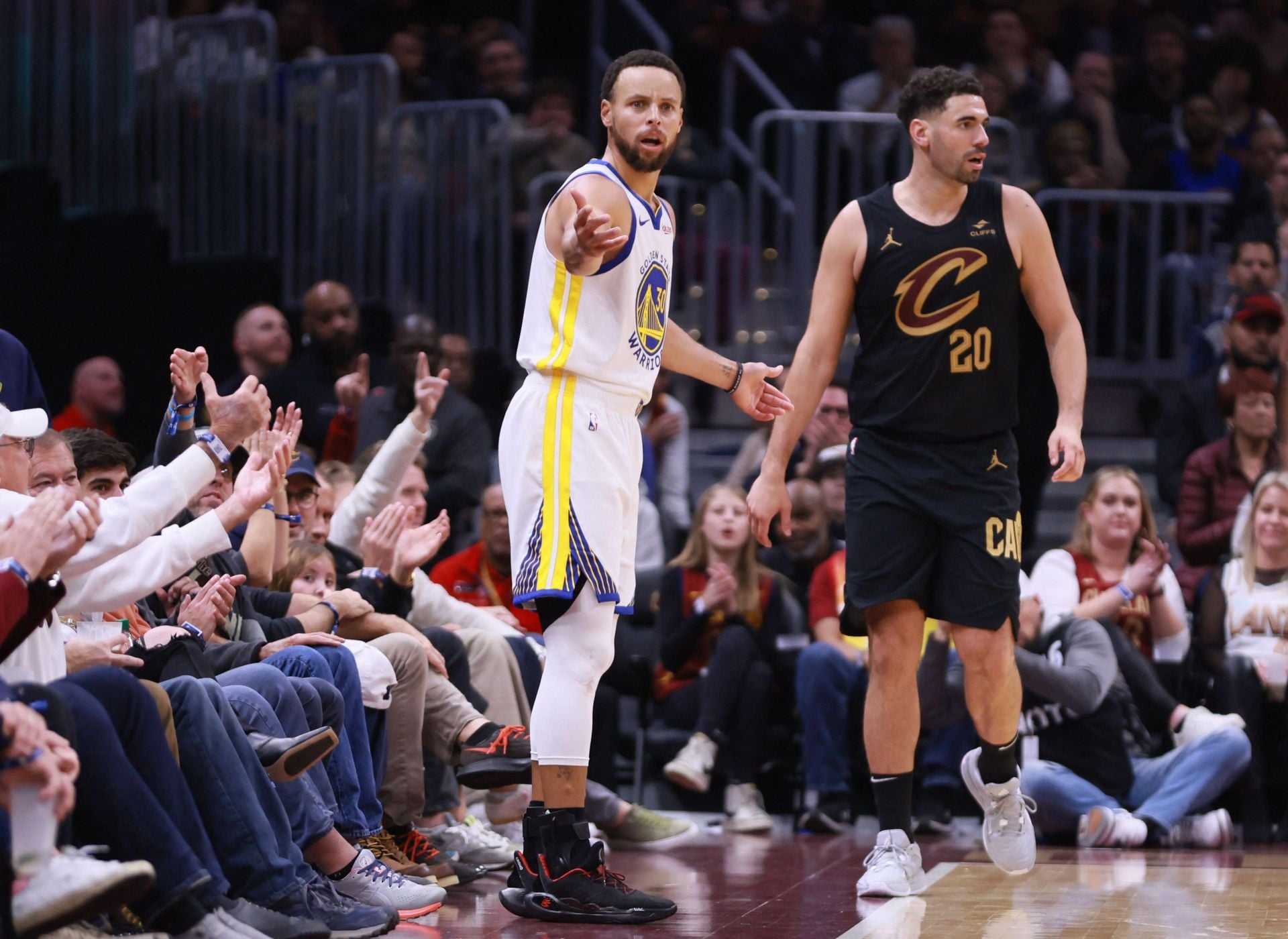 Steph Curry is the face of the Golden State Warriors - Source: Imagn