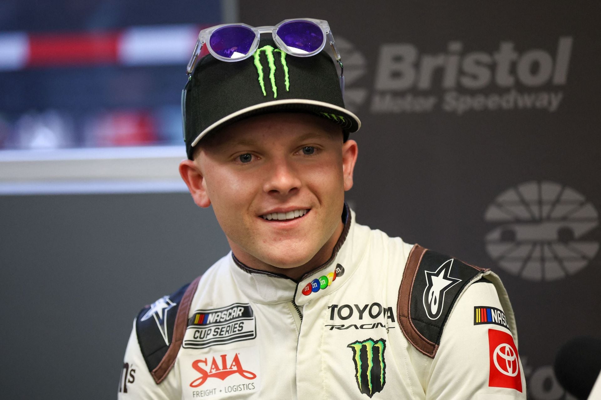 NASCAR makes its call on Ty Gibbs after his water bottle hit a media member during Blaney-Hocevar Bristol fight: “Didn’t love that”