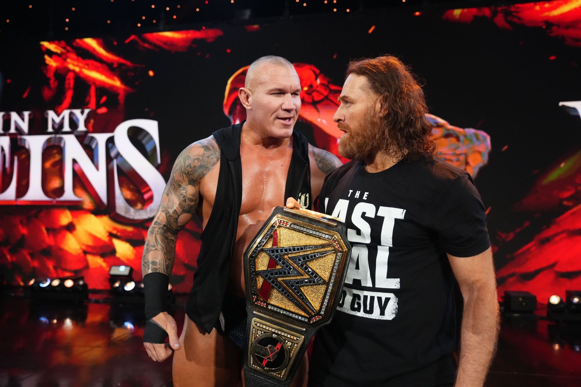 BREAKING: Huge Referee Botch And Shock In Undisputed WWE Championship Match As Sami Zayn Forced To Put His Title On The Line