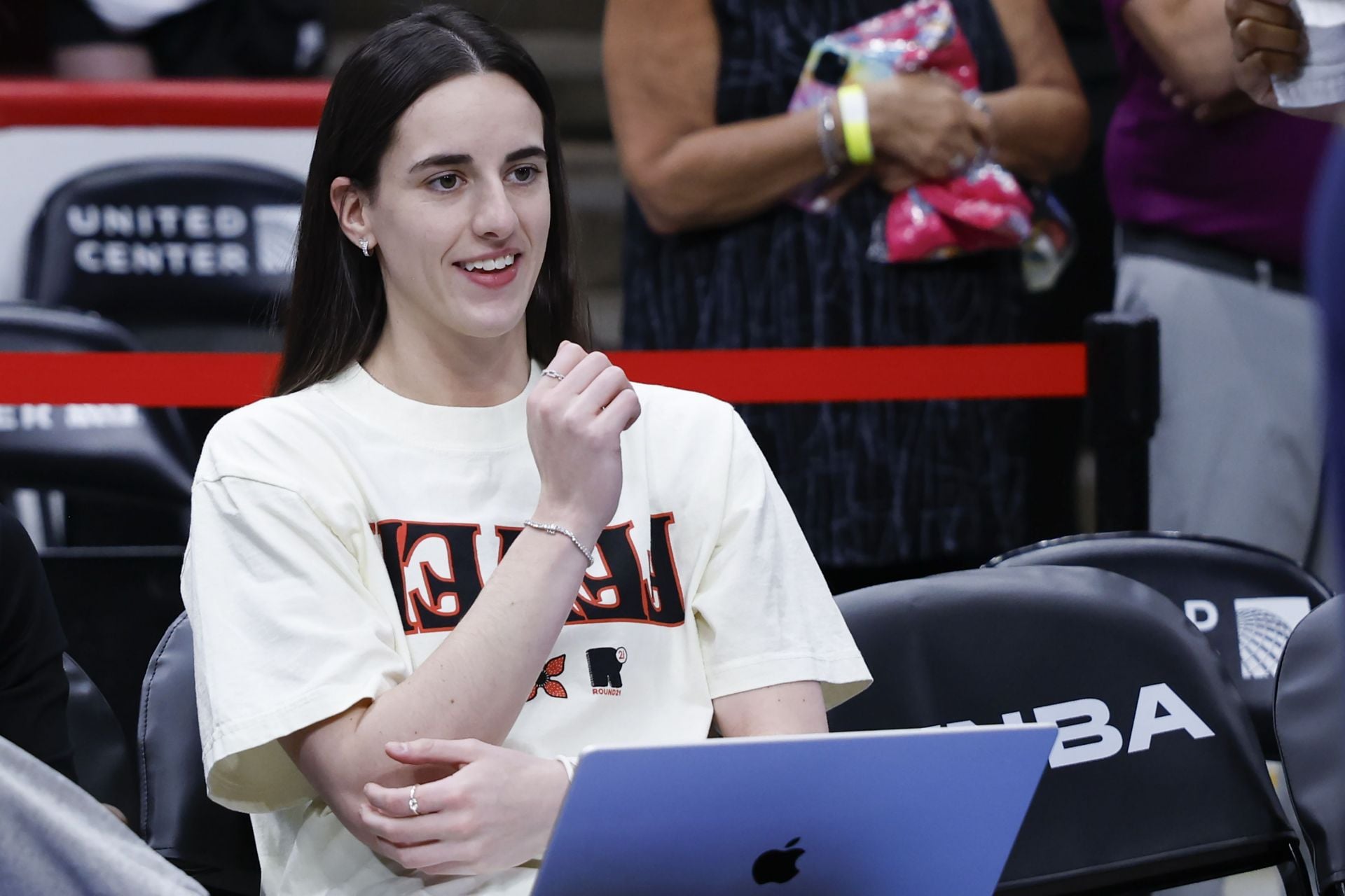 Tempo Forward Issues 5-Word Response to Caitlin Clark’s Subtle Toronto Roast After Fever Win