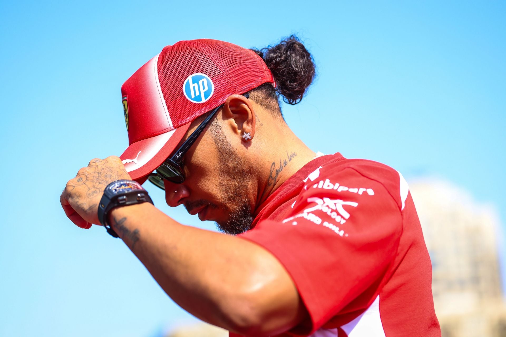 "Pain in the a***": Lewis Hamilton bashes Pirelli tires after disappointing qualifying in Azerbaijan GP