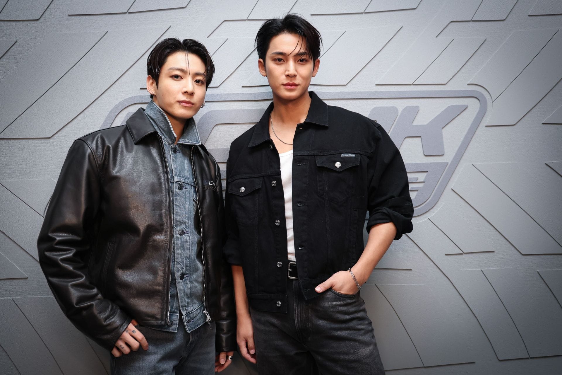 "Love their friendship" - Fans lose it as SEVENTEEN's Mingyu calls Jungkook mid-Weverse live after the BTS star's "Baldie" Instagram spam
