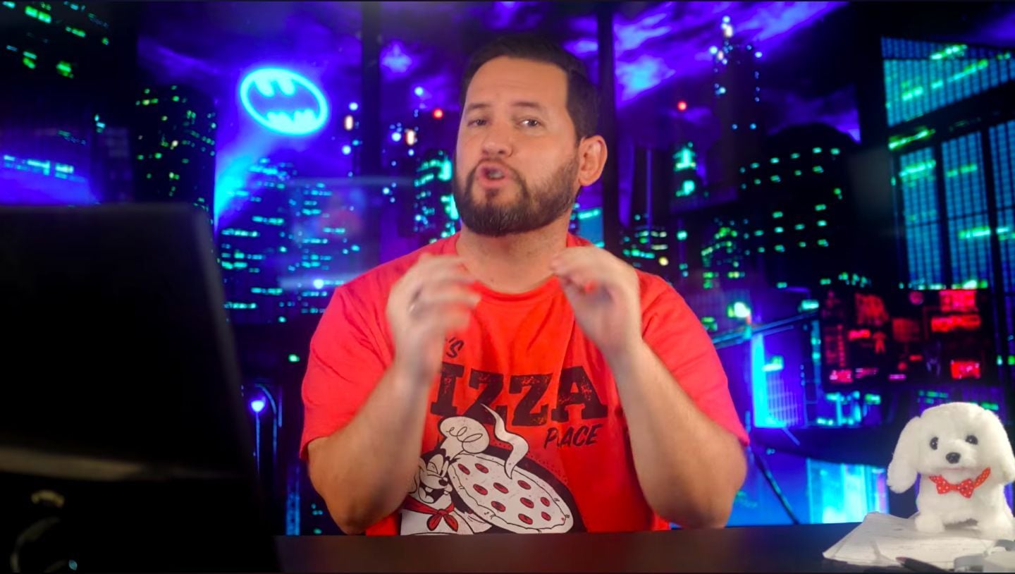 Mighty Mike Plays' father owns two homes worth $4 million and owns the company he claimed to have been fired from, according to YouTuber Scott Shafer
