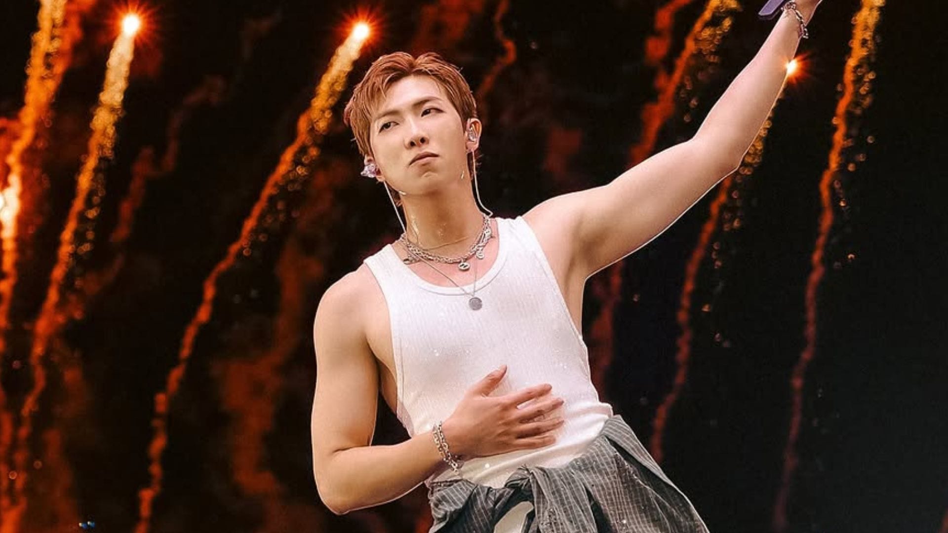 "Literally has cute aggression towards armys" - Fans gush after BTS' RM says he wants to "eat" ARMYs at ARIRANG SoFi Stadium Day 3