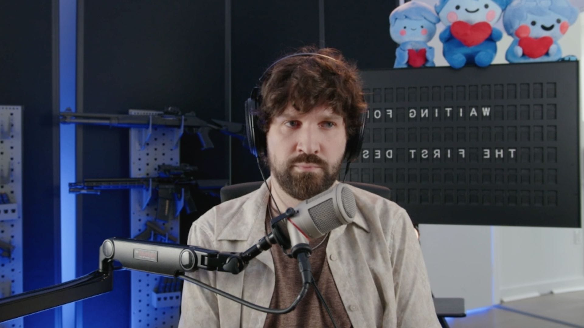 "Whole bunch of  people outside my apartment pointing rifles at me": Destiny speaks out on how snarkers have targeted him and his family