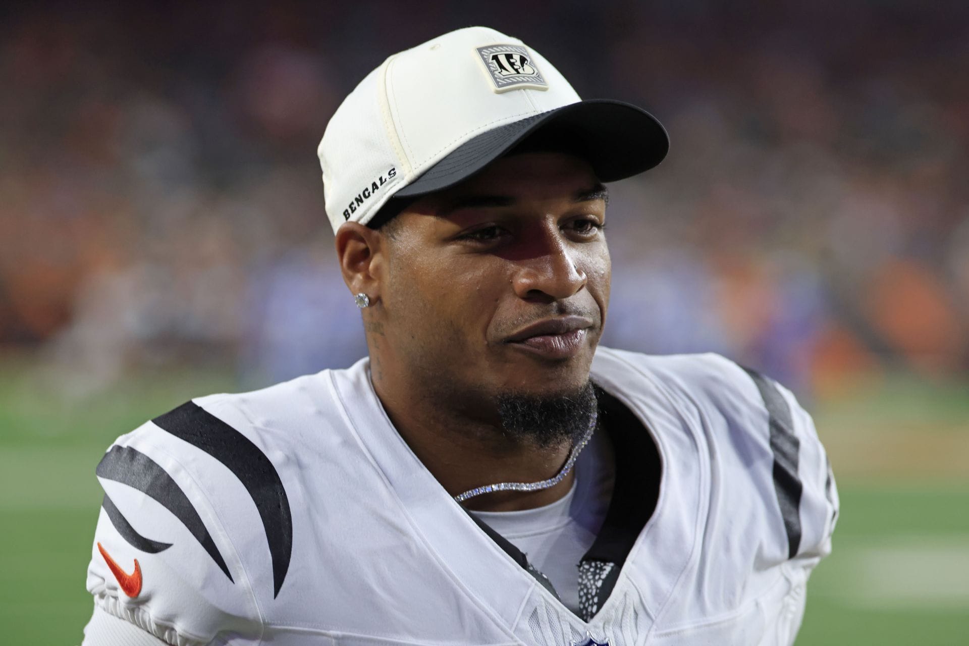 "He's about to have a terrible season" "This won't age well": NFL fans react to Ja'Marr Chase's new podcast with influencer Annie Agar
