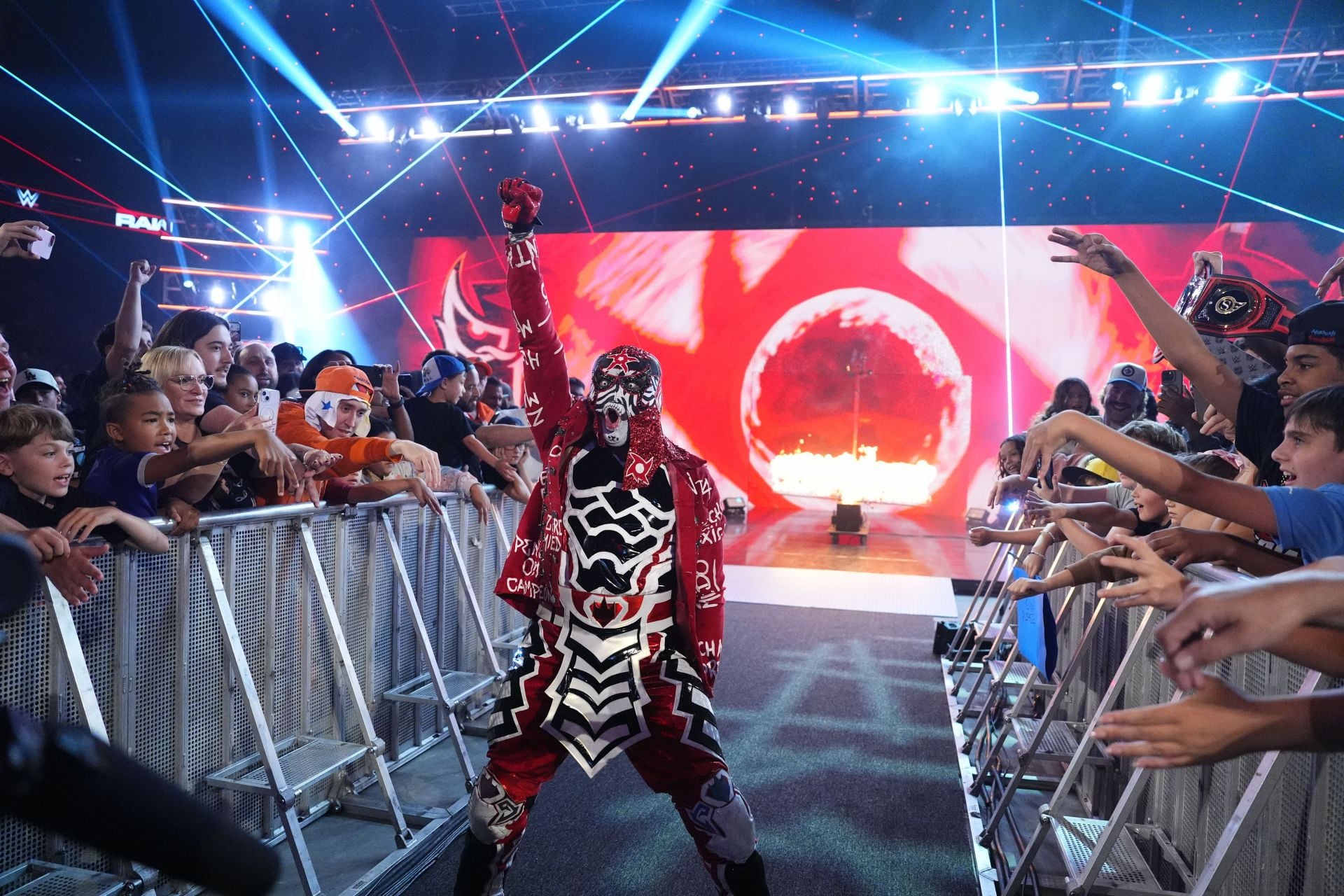 5 WWE Superstars who could interrupt Penta on RAW