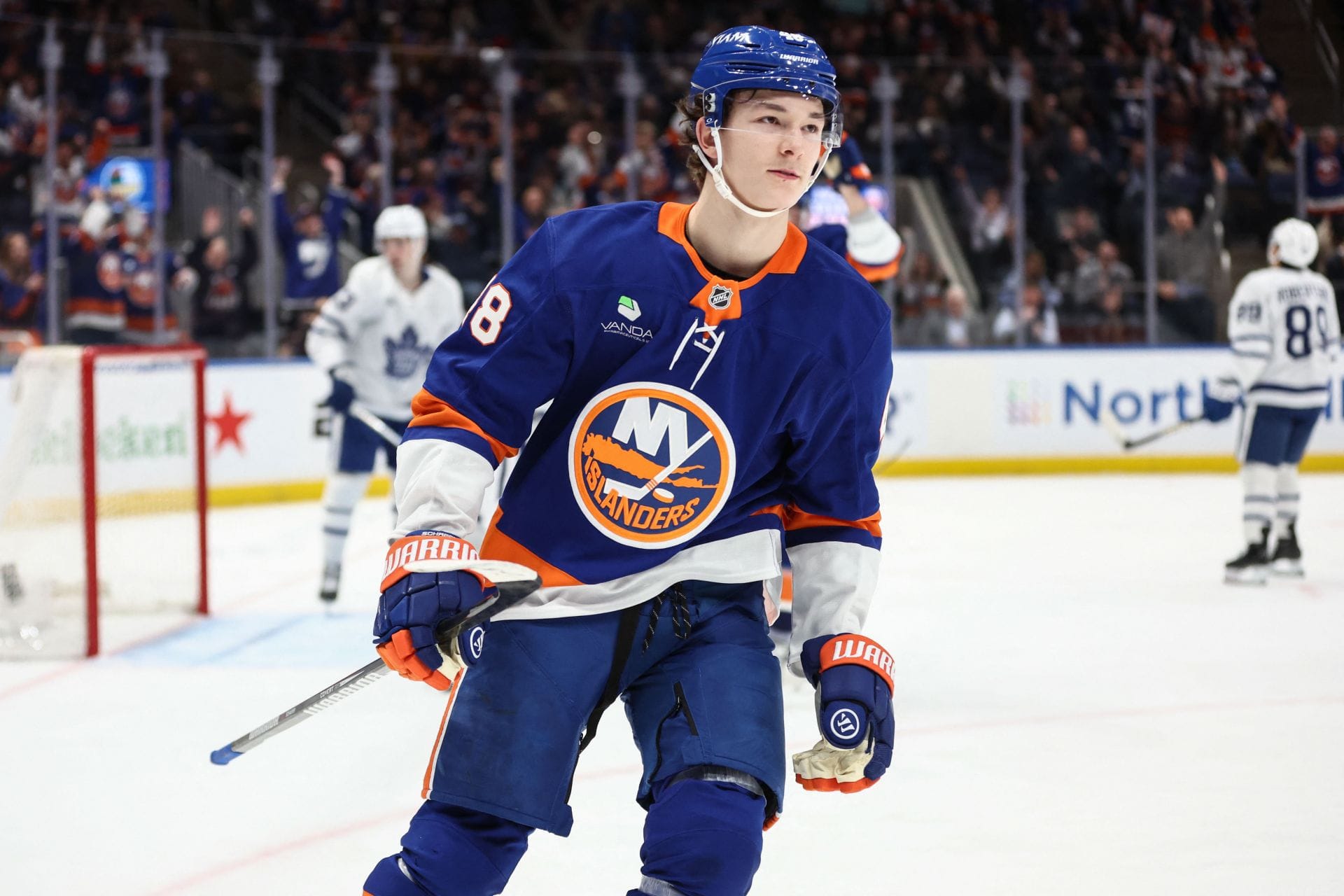 Ryan Whitney claims Matthew Schaefer won't be able to carry the Islanders into the playoffs