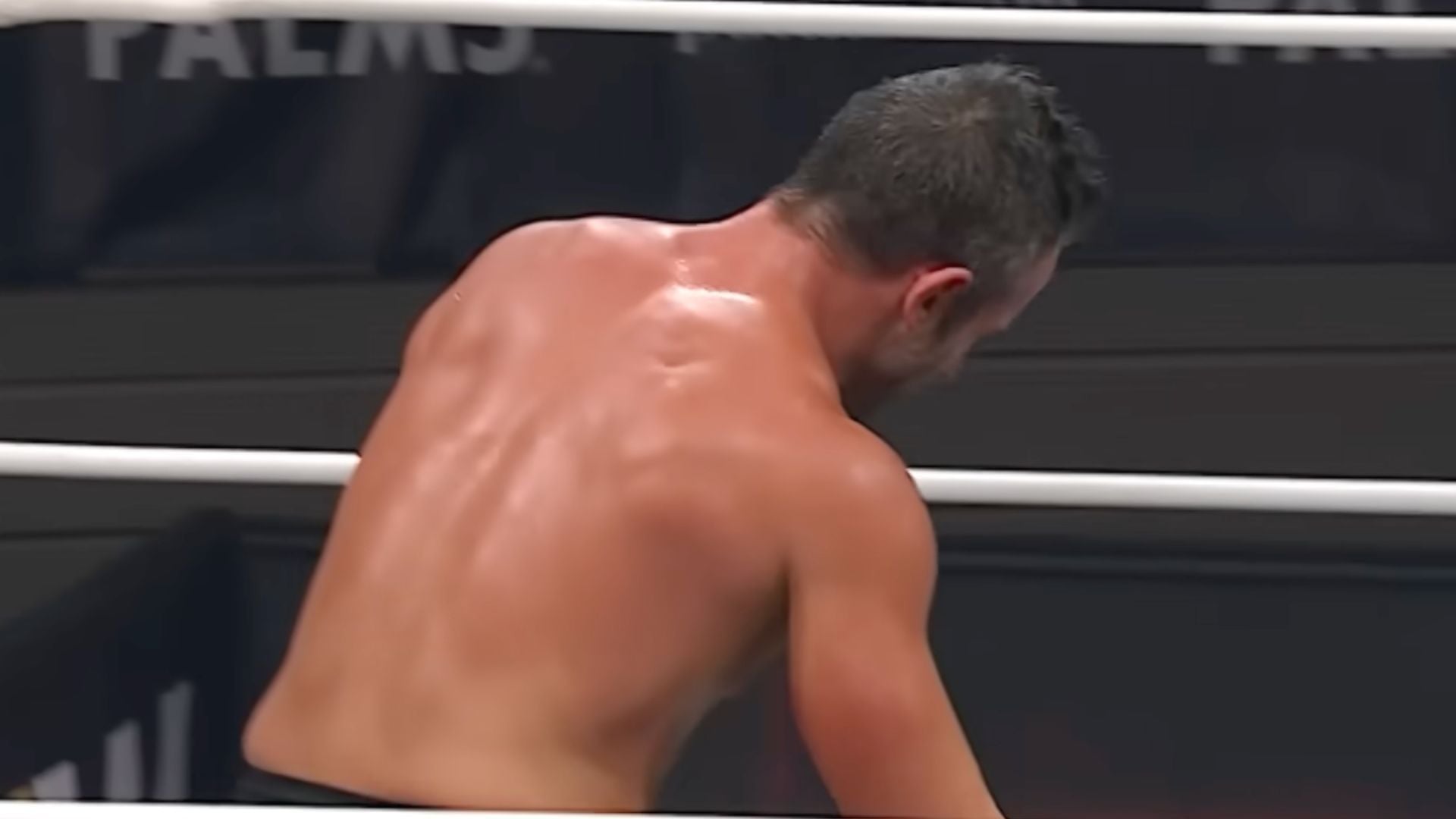 "I'm sick of this s**t"- 4-time WWE champion subtly teases heel turn following heartbreaking loss