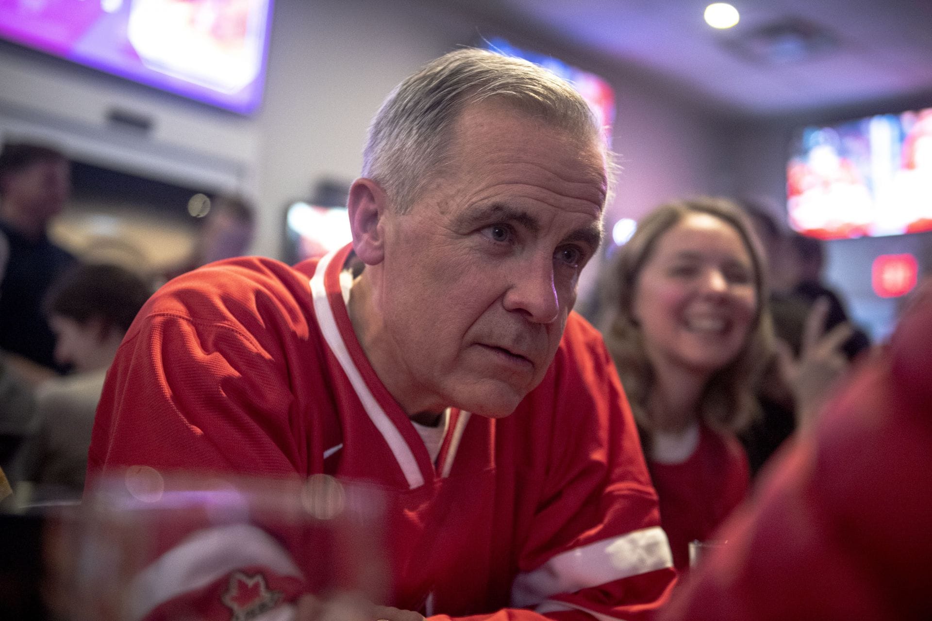 "Uncalled for", "Savage": NHL fans react as Mark Carney takes a playful dig at Maple Leafs' Stanley Cup drought
