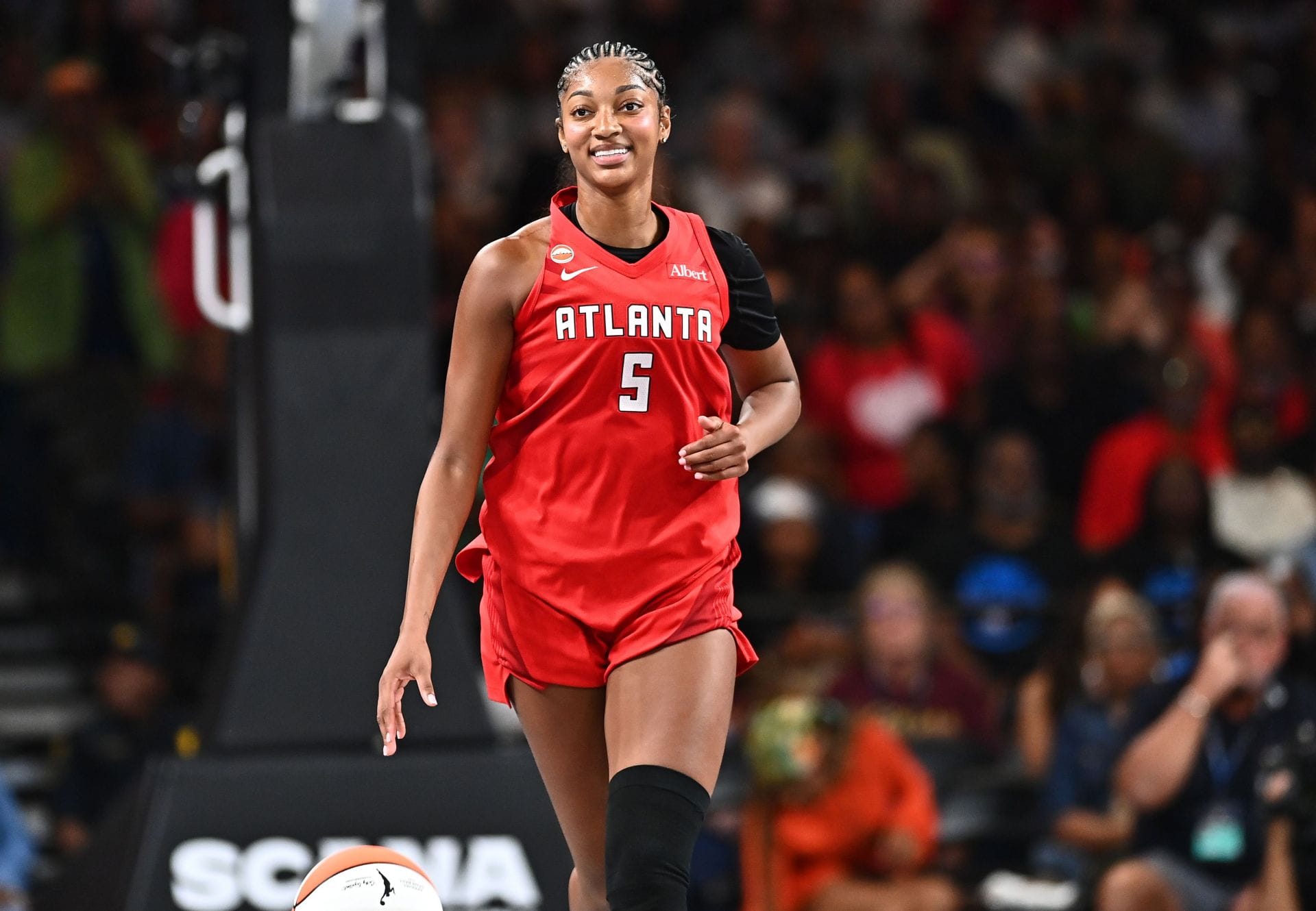 "Naah you just getting started fr" - Angel Reese's New Backcourt Partner DeWanna Bonner Fuels Dream Star's IG Flex With Major Hype