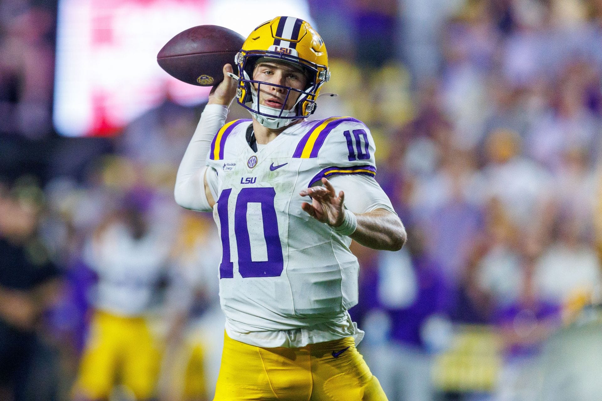 "My Heisman favorite is Sam Leavitt": Super Bowl champ LeSean McCoy makes his stance clear on LSU QB after 230 YDS, 3 TDS vs. Clemson