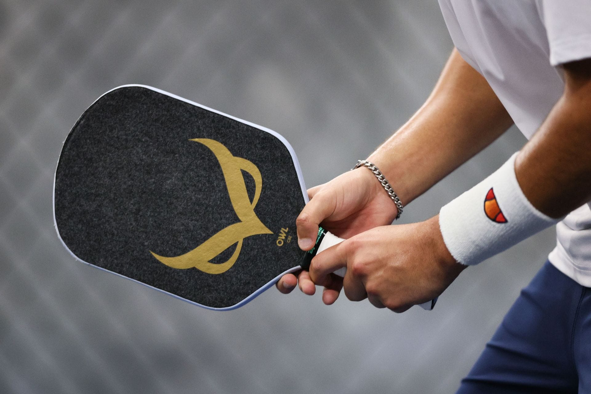 How to choose your first Pickleball paddle: A beginner’s guide