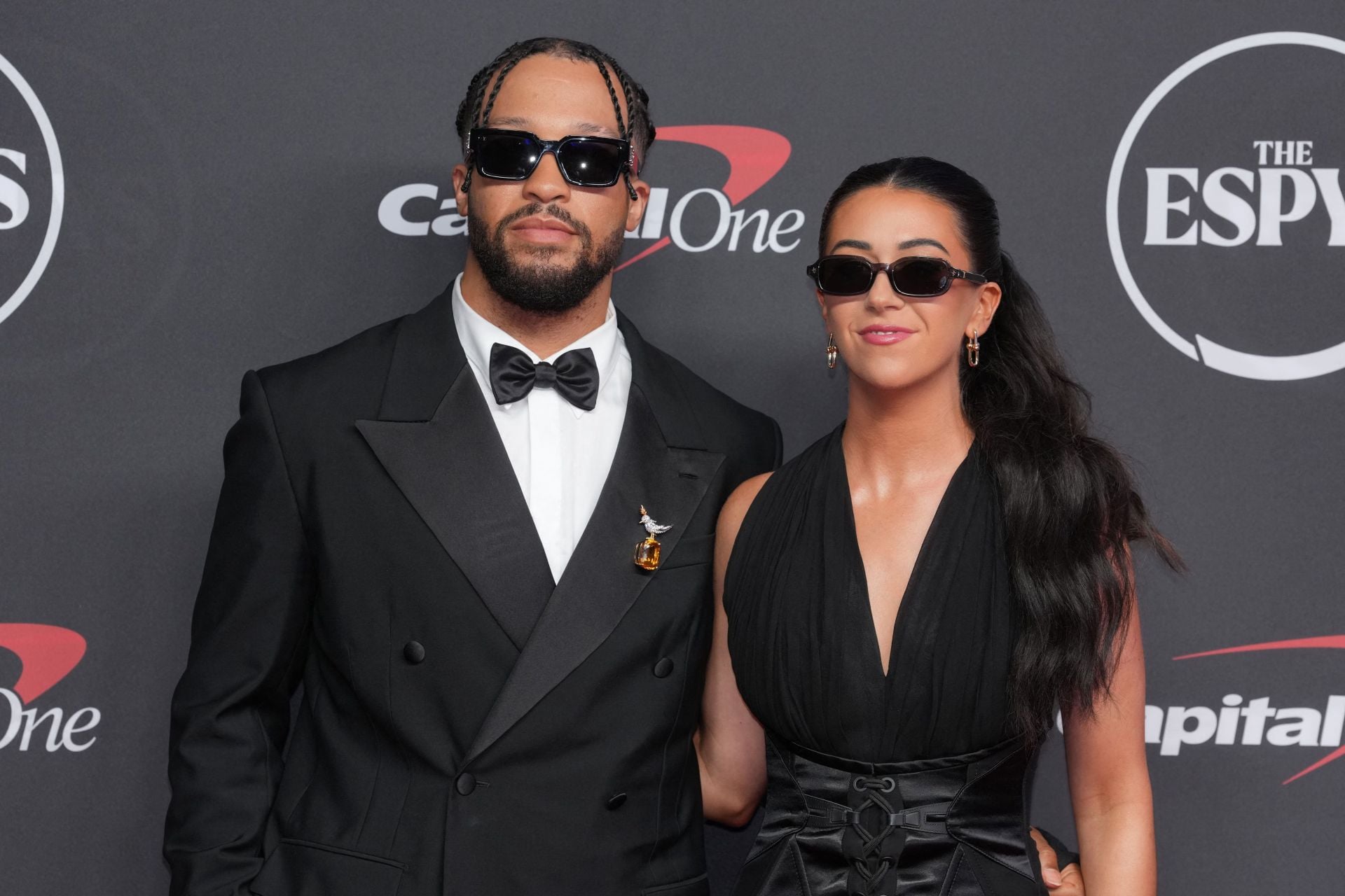 “I Need Pablo to Look Into This”: Fans Call for Investigation as Jalen Brunson Launches Family-Owned Business Amid Kawhi Leonard Scandal