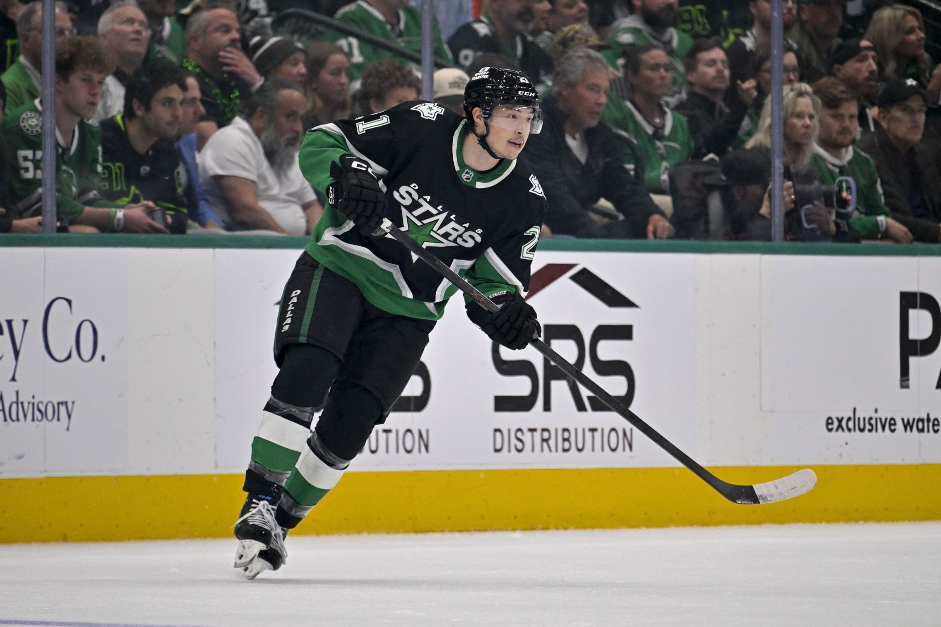 "He’s a priority for us" - Stars GM Jim Nill speaks out on contract saga involving Jason Robertson