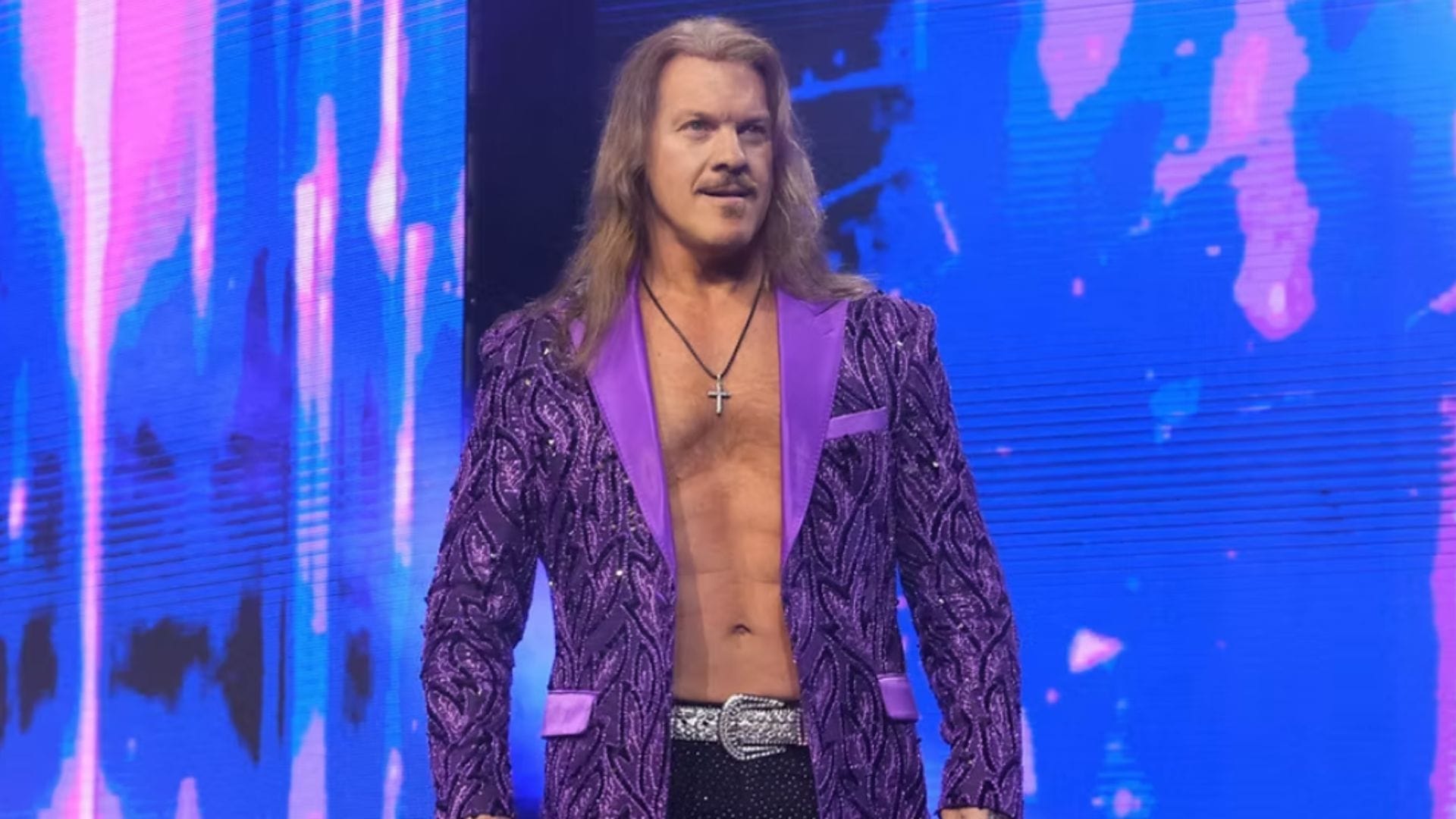SPOILER: Chris Jericho seemingly turns heel; attacks Hall of Famer's son