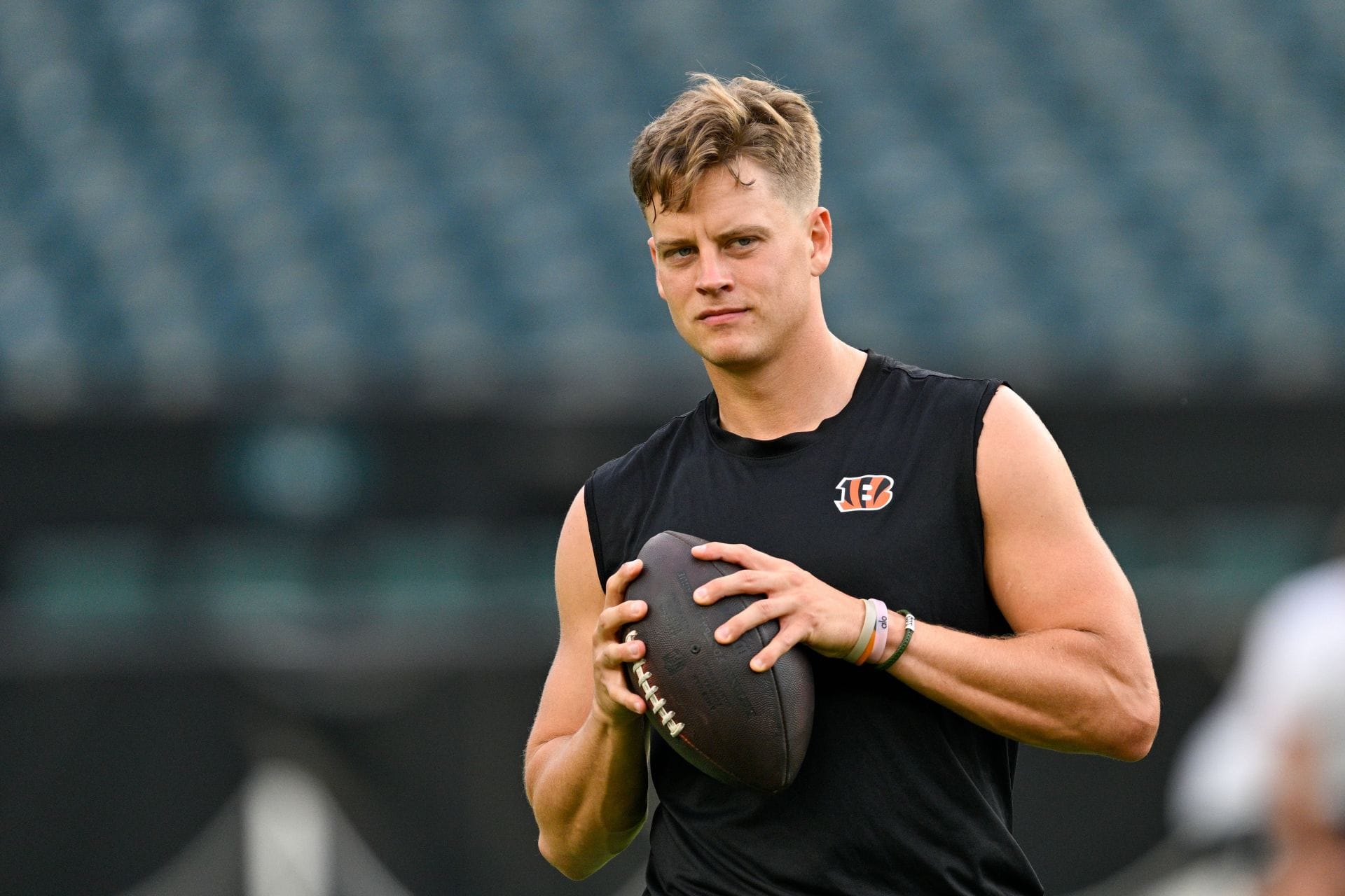 "IR by Week 4," "Flacco confirmed starter by Week 7": NFL fans mock Joe Burrow on being ready to scramble more for Bengals in 2026