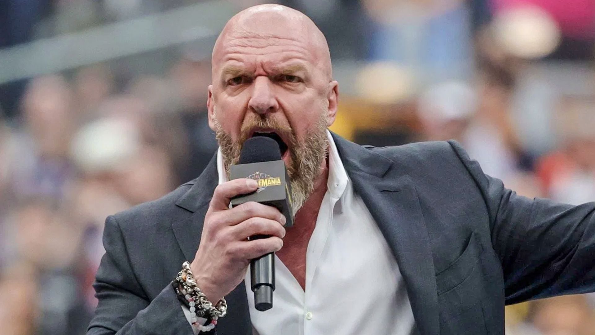 3 Signs that Triple H has given up on former WWE Universal Champion