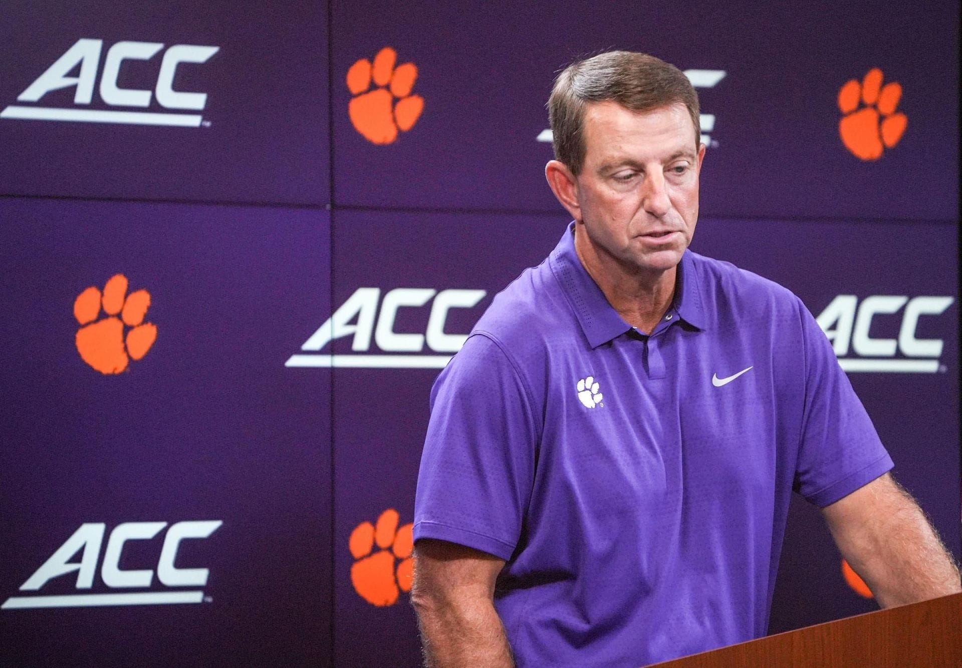 “Not answering questions like that”: Dabo Swinney bites off reporter’s head over Clemson roster construction amid crushing LSU loss