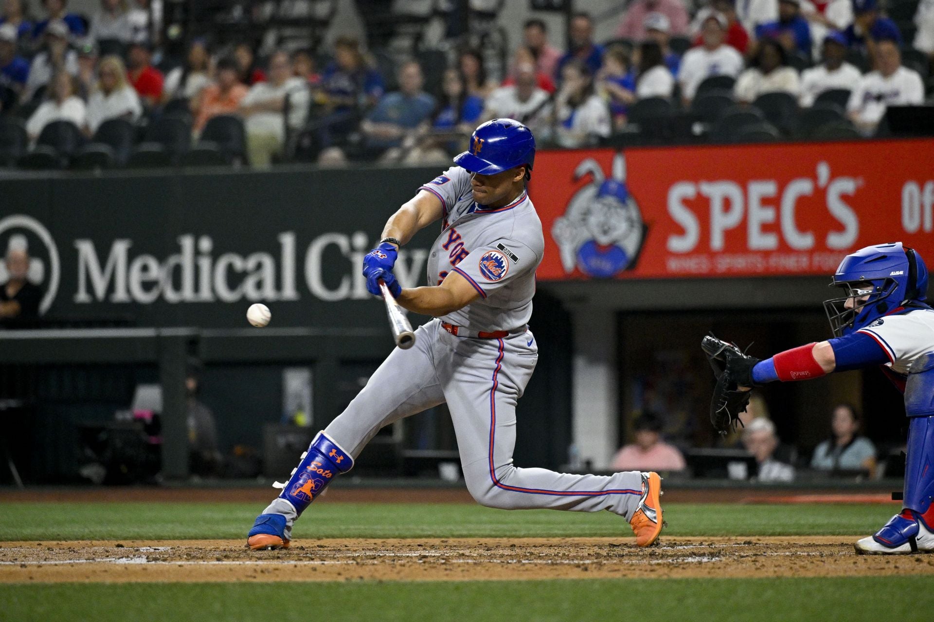 “Says the Billion Dollar bust” – Fans roast Juan Soto after $765M star pushes Mets to make big free agency splash