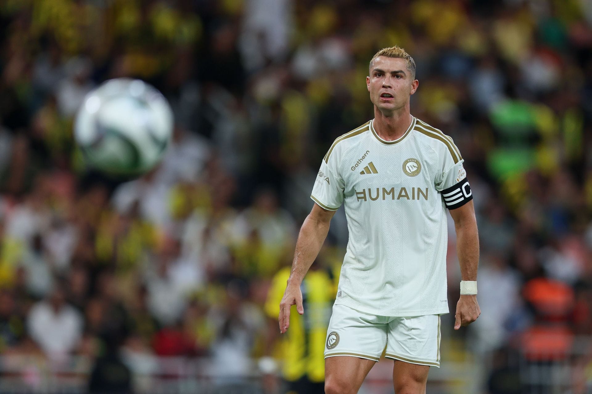 "Al-Nassr's goal is the Championship and Ronaldo's is the thousandth goal" - Journalist asks Saudi giants to limit star's game time after loss