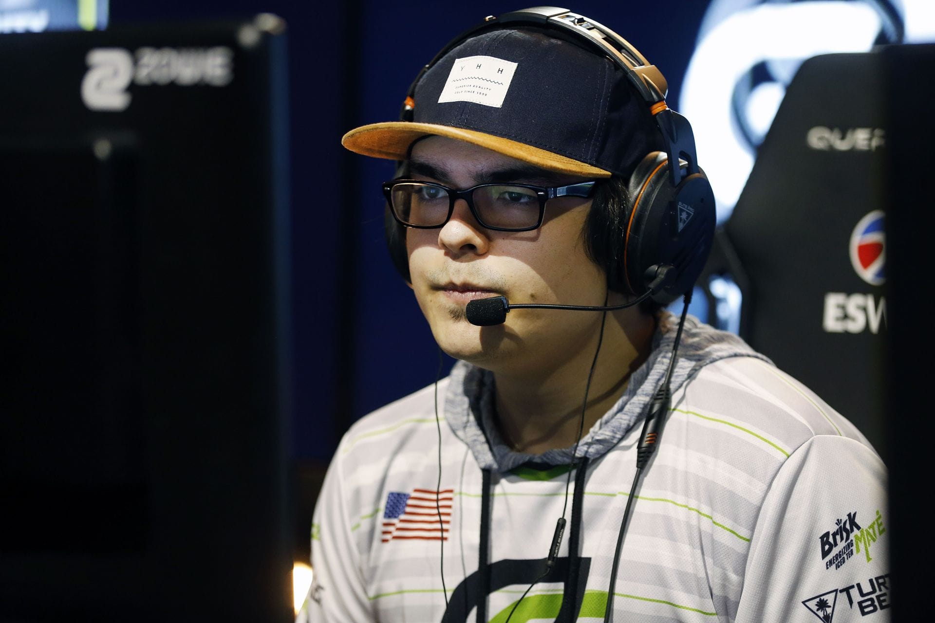 "You're basically cheating": xQc says OpTic FormaL "deserved" to get banned from COD Modern Warfare 4 Open Beta for using controller
