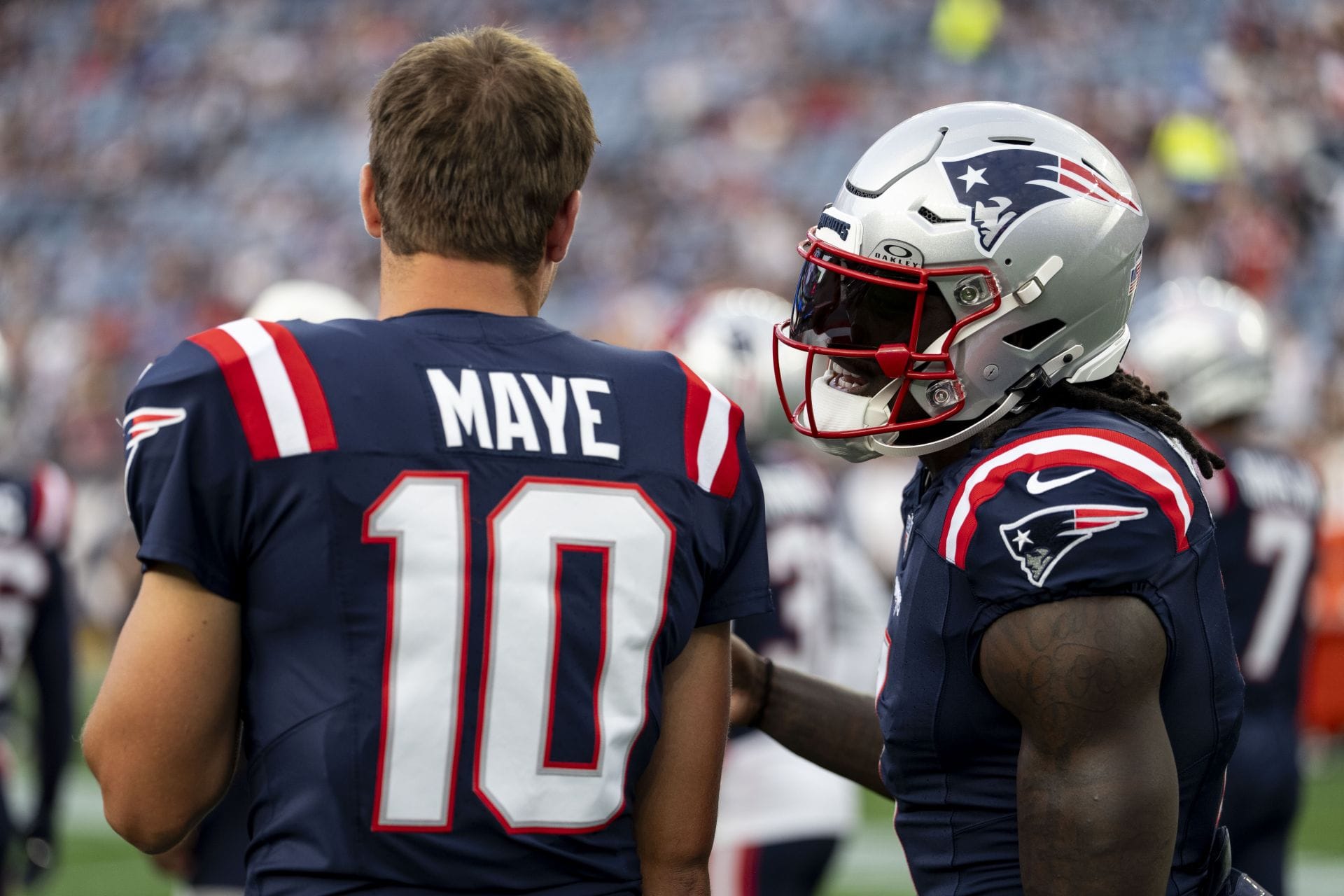 "AJ Brown gon end up asking to get traded again": Le'Veon Bell makes feelings known after Drake Maye's meltdown in season-opener vs. Seahawks