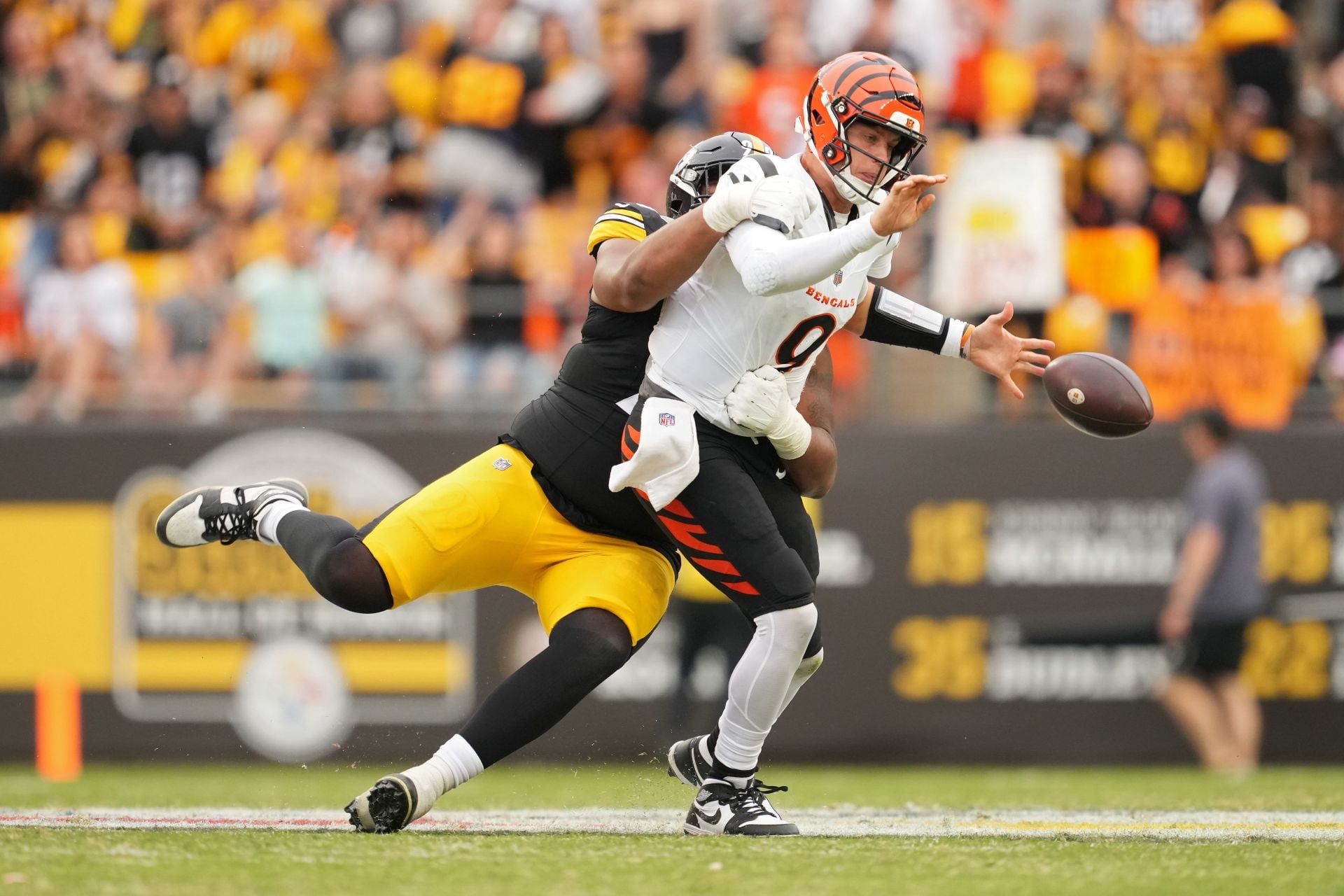 "Investigate," "Fraud": NFL fans react as "Joe Burrow FUMBLES THE GAME AWAY" with last-minute sack vs. Steelers