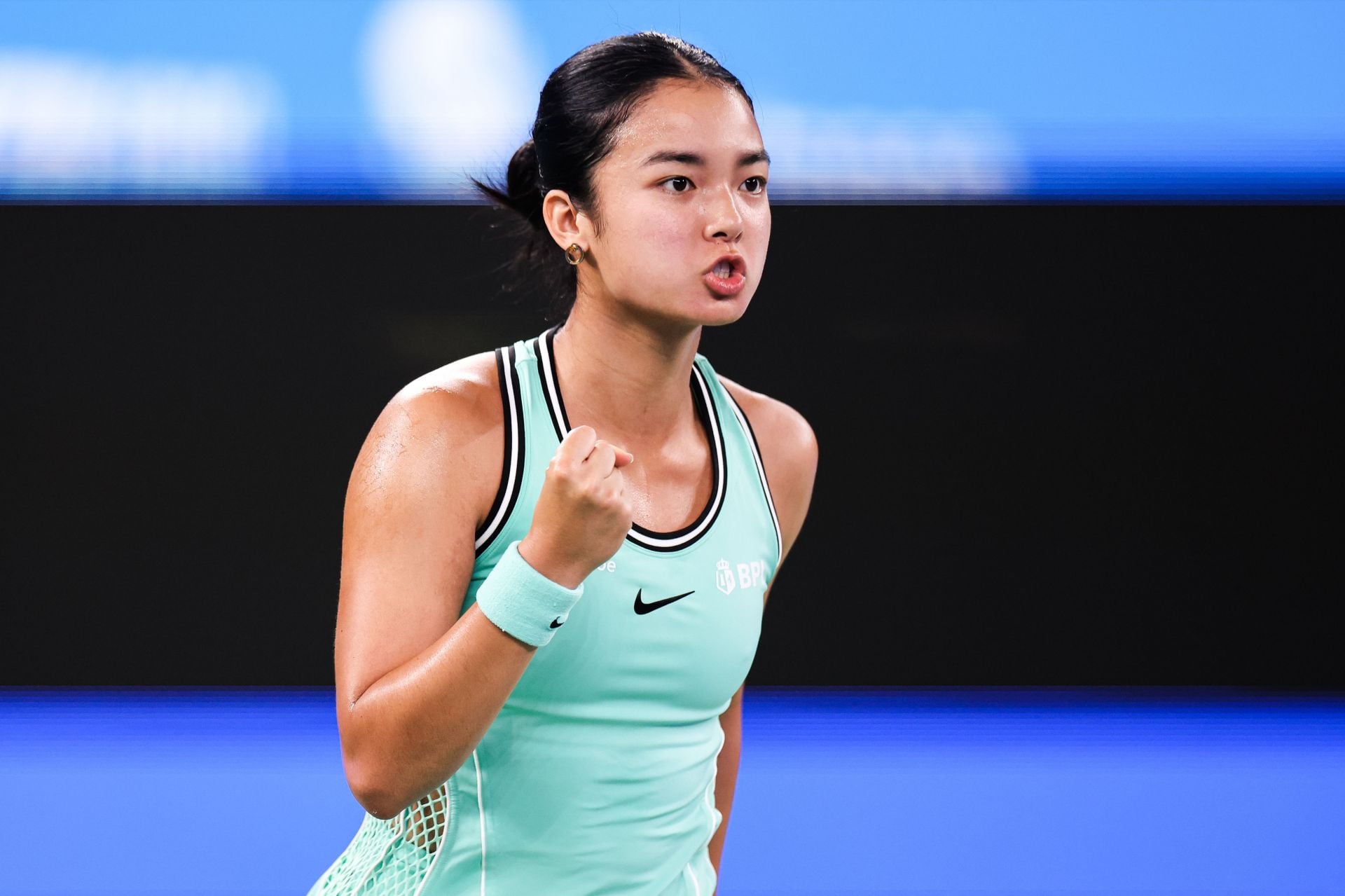 Diana Shnaider vs Alex Eala Prediction [Ningbo Open 2026]