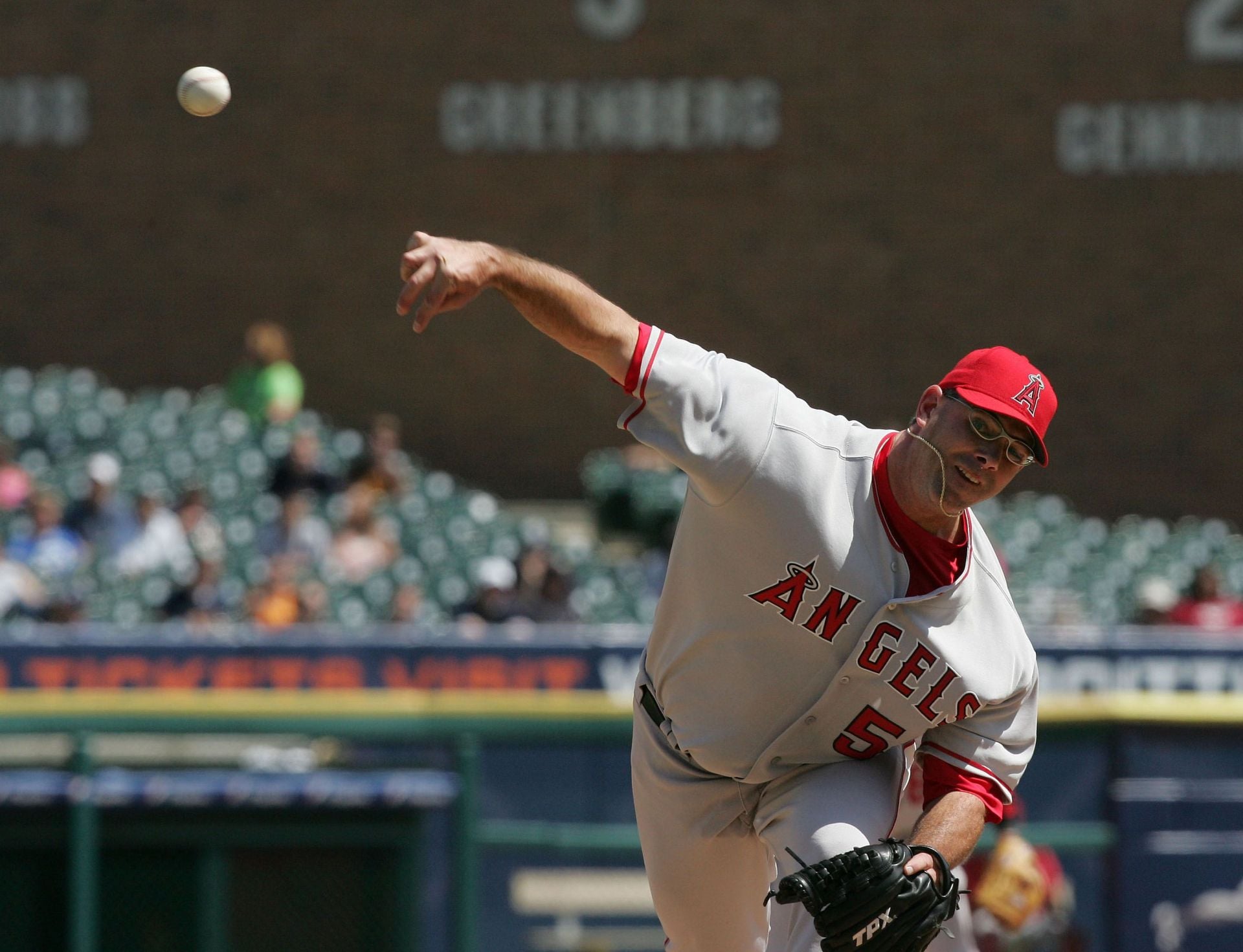 10 MLB players who became cult heroes for their teams