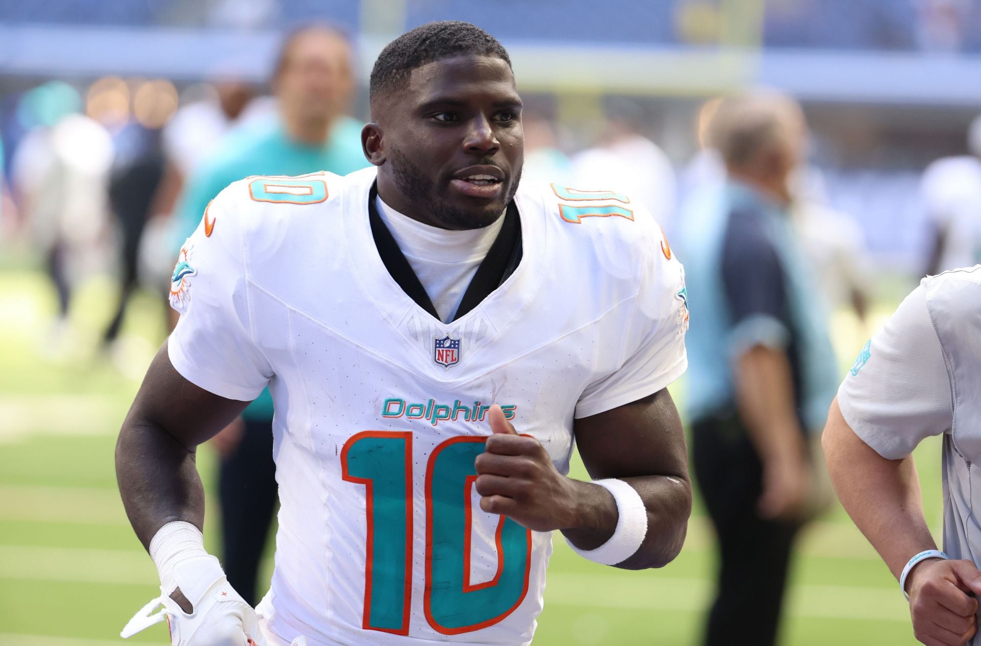 NFL fans react to Tyreek Hill's agent revealing WR plans to sign "over the next few days" 