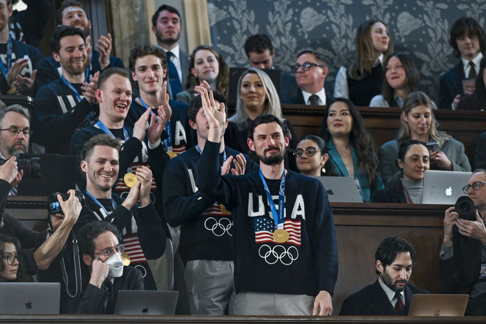 Connor Hellebuyck's USA teammate Vincent Trocheck addresses influence of team group chat on Jets goalie's trade request