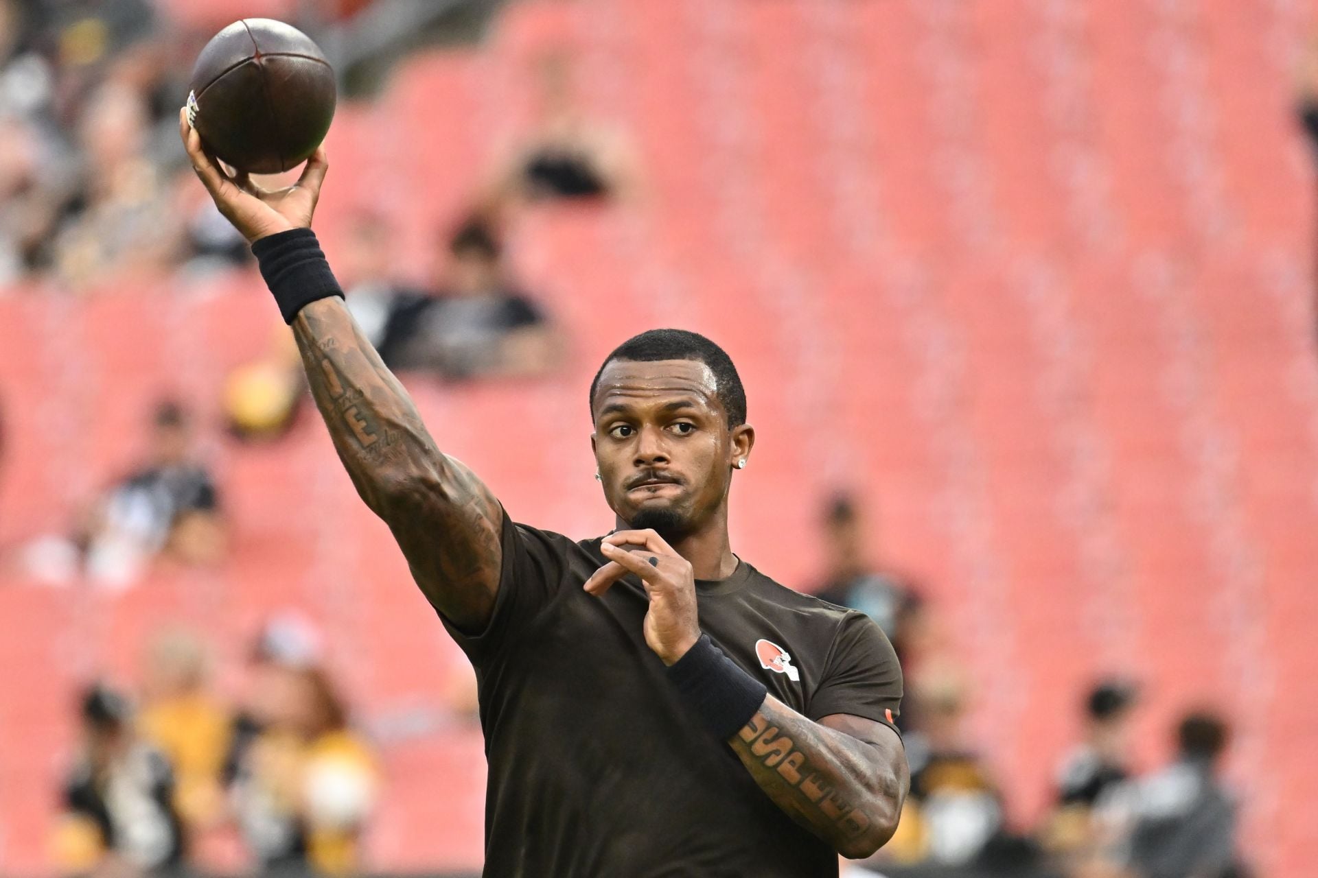 "Browns gotta be thinking about giving Deshaun Watson an extension": Ryan Clark, Skip Bayless, NFL world impressed with $230M QB's outing on TNF