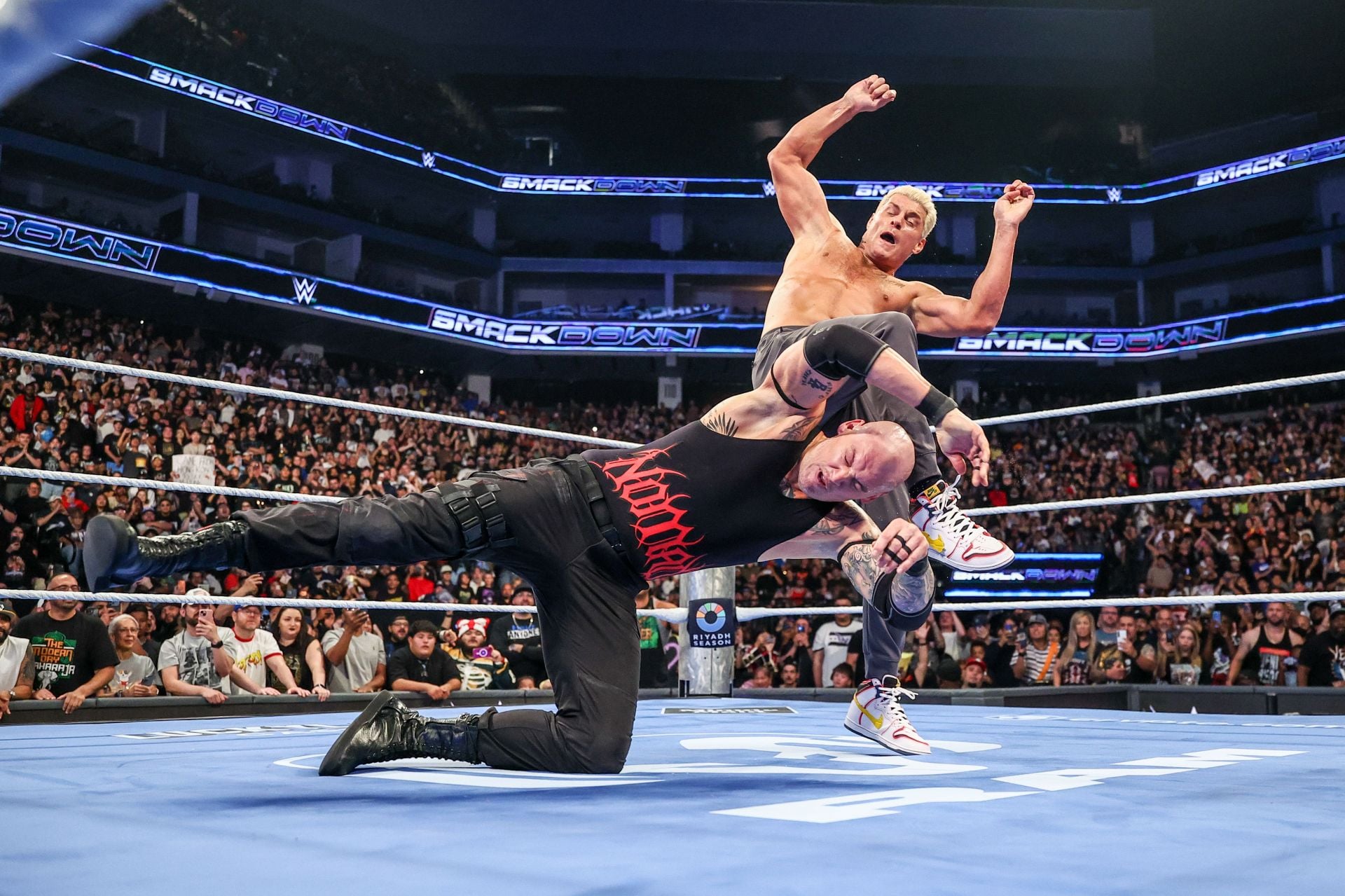 4 Things Cody Rhodes Can Do on WWE SmackDown After Snapping Last Week