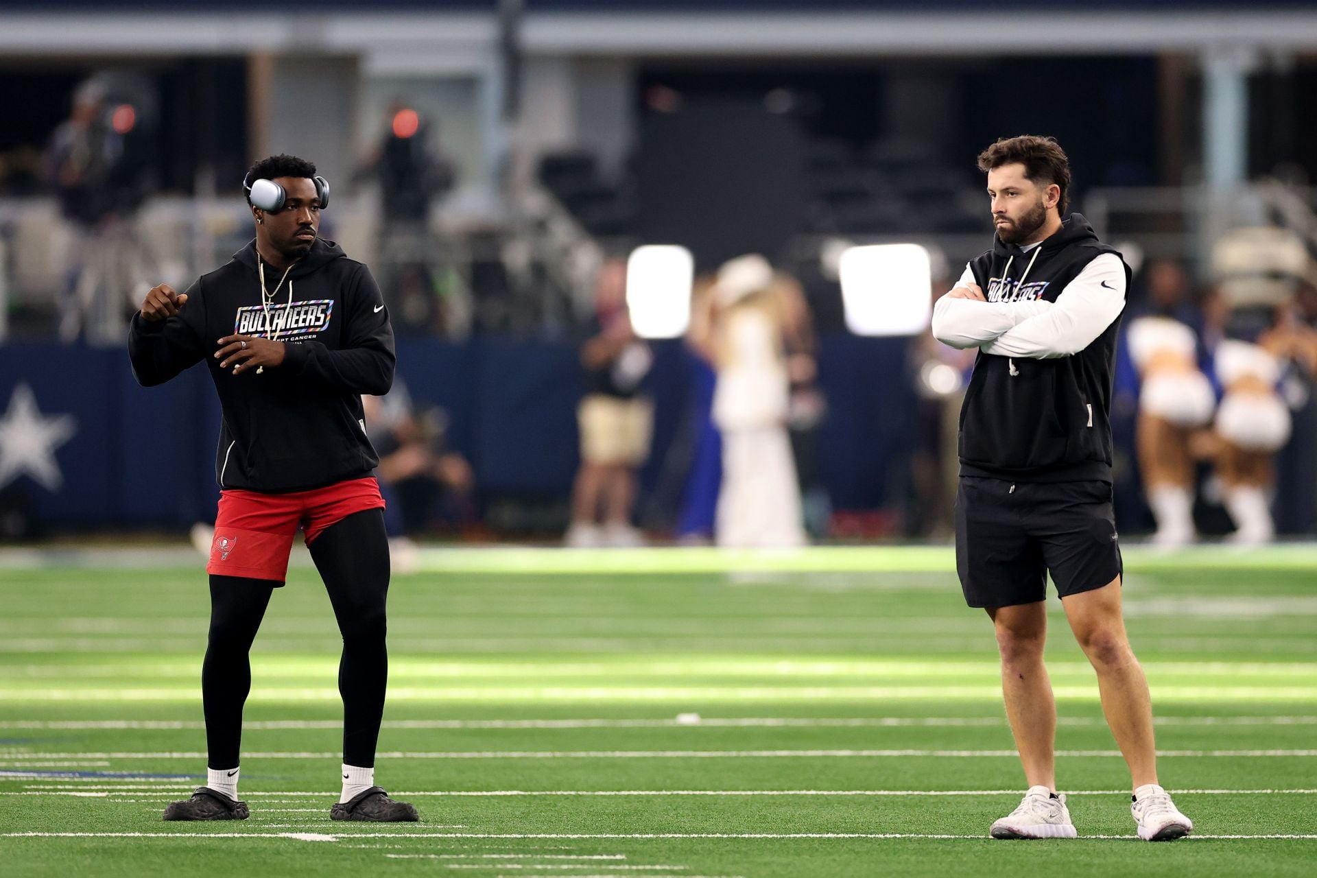 "He’s not happy for him” “Can tell he’s seething": NFL fans react to Jalon Daniels celebrating TD pass with Baker Mayfield