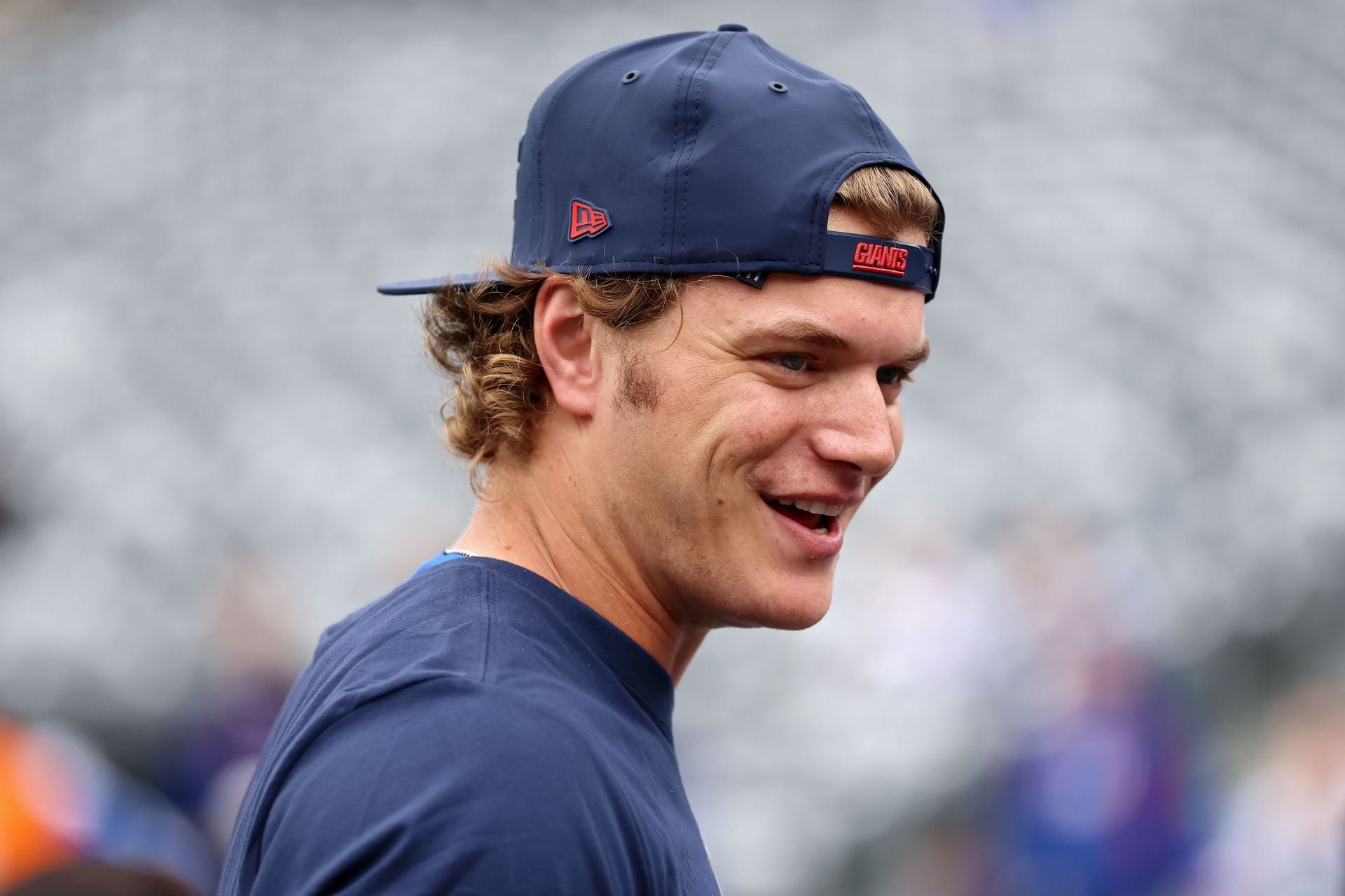 "Blowout incoming" "Dude has pep in his step": NFL fans roast J.J. McCarthy arriving for his first start as Giants QB1