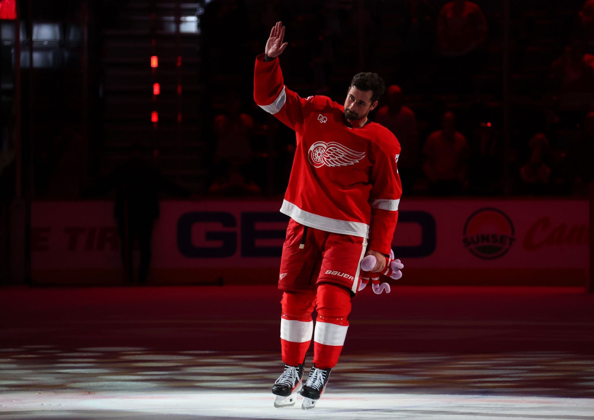 Dylan Larkin gives his thoughts on Red Wings fans raining down boos during home opener - "Trying to be a man and face it"