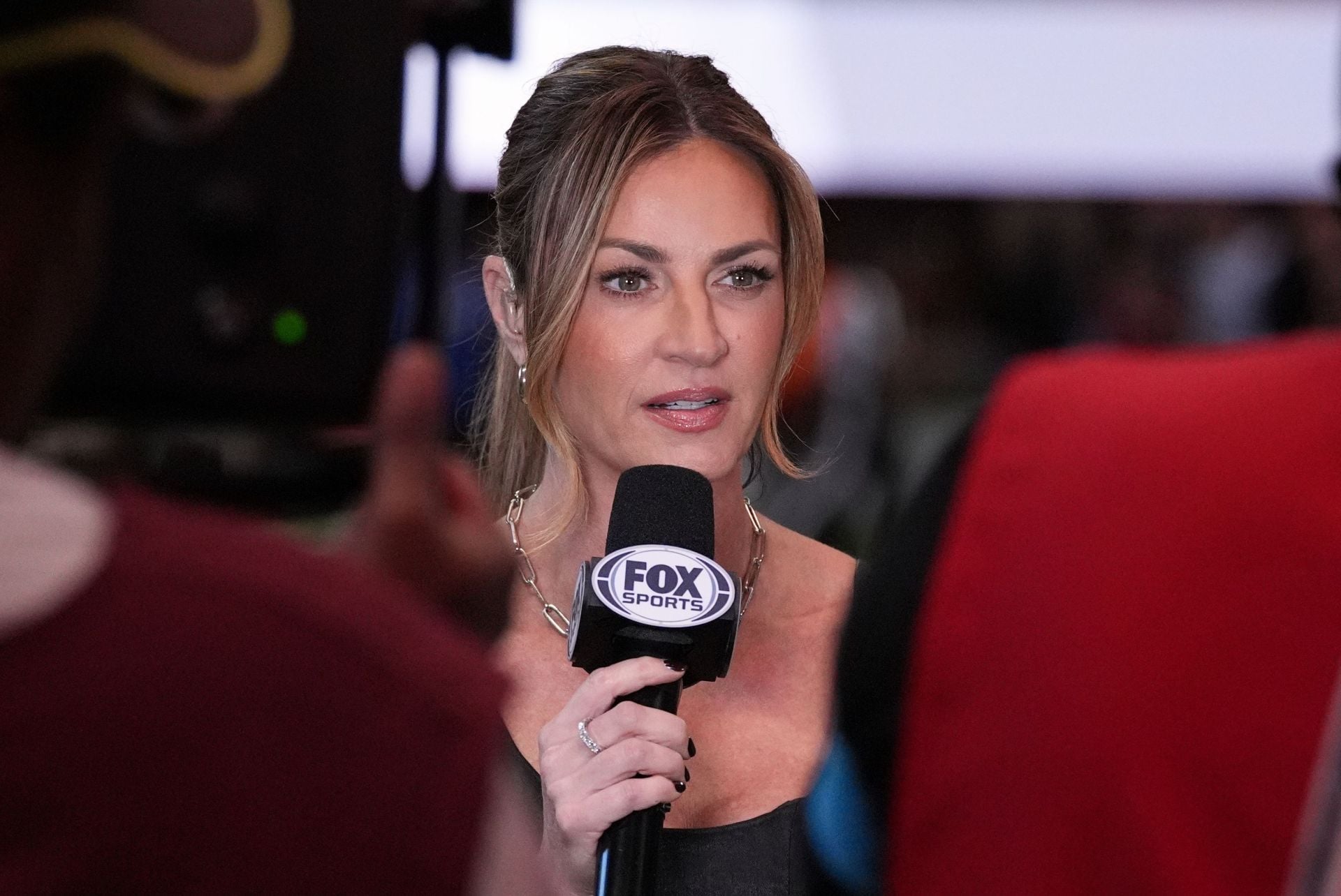 Erin Andrews Sideline Blunder: Halftime Report [Confirmed]