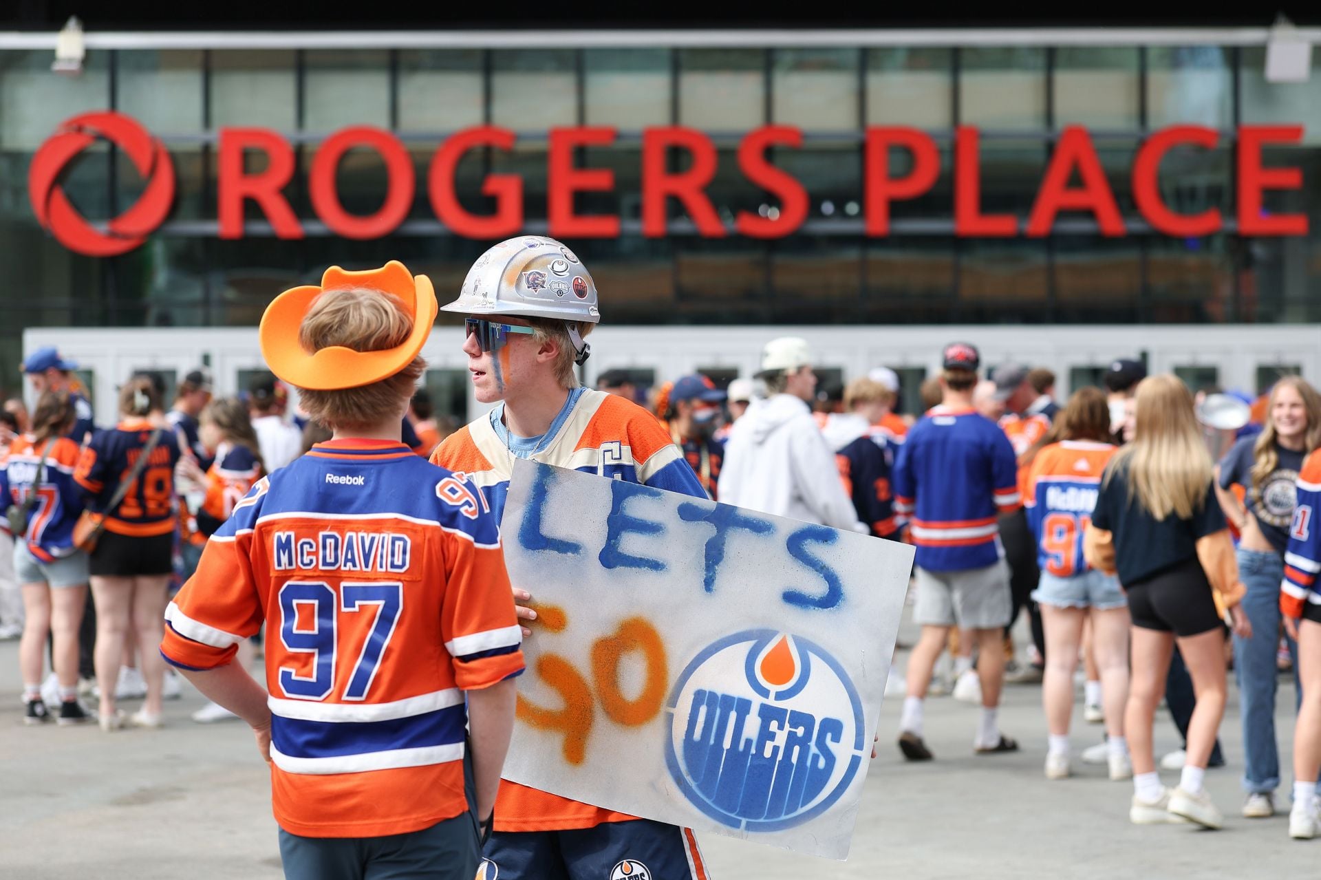 "Season tickets not worth the price even with McDavid": EDM fans react as Oilers attendance sees massive drop at Rogers Place
