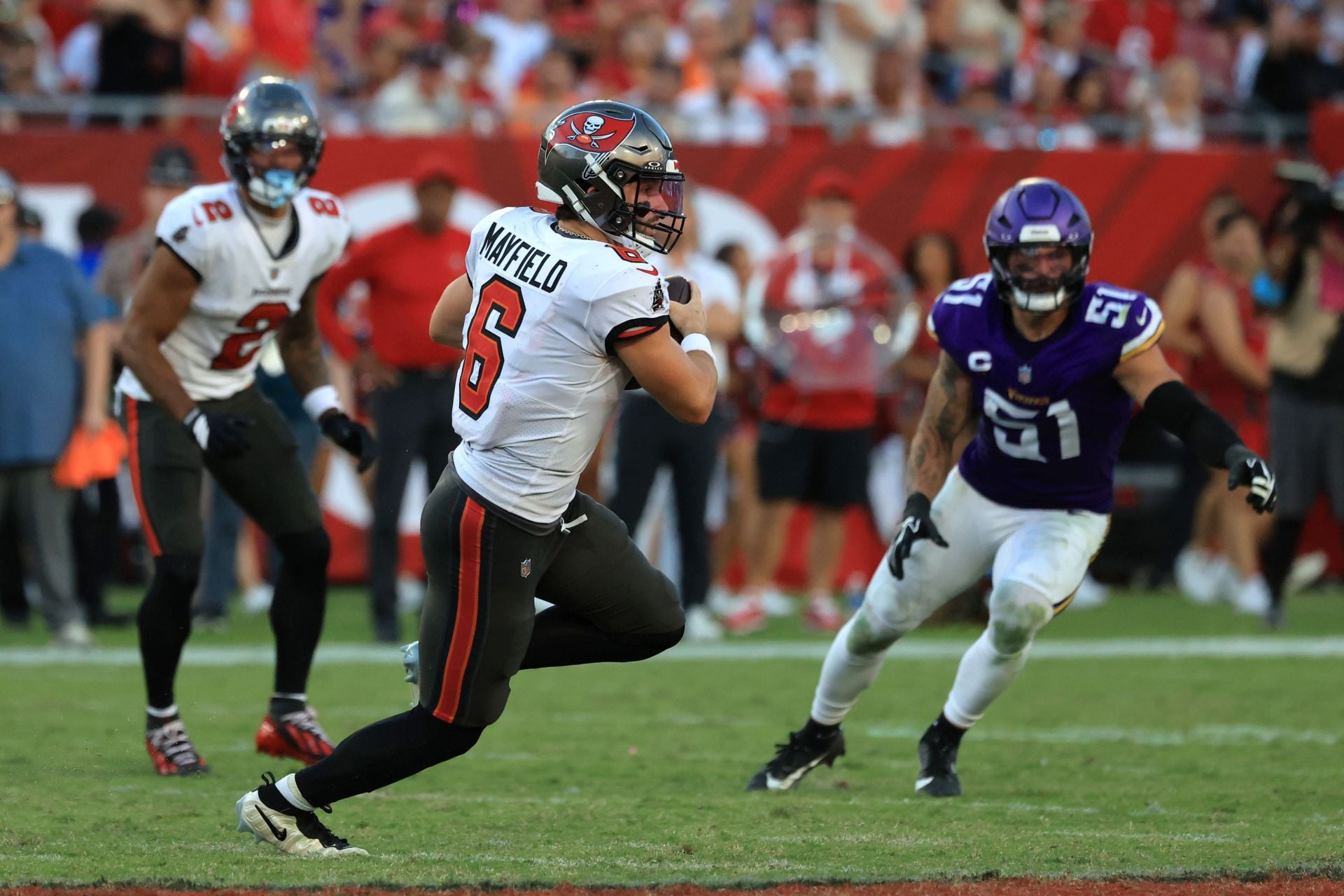 “This can only end in disaster” “Jalon Daniels worried him”: NFL fans mock Baker Mayfield over Bucs QB’s latest injury update
