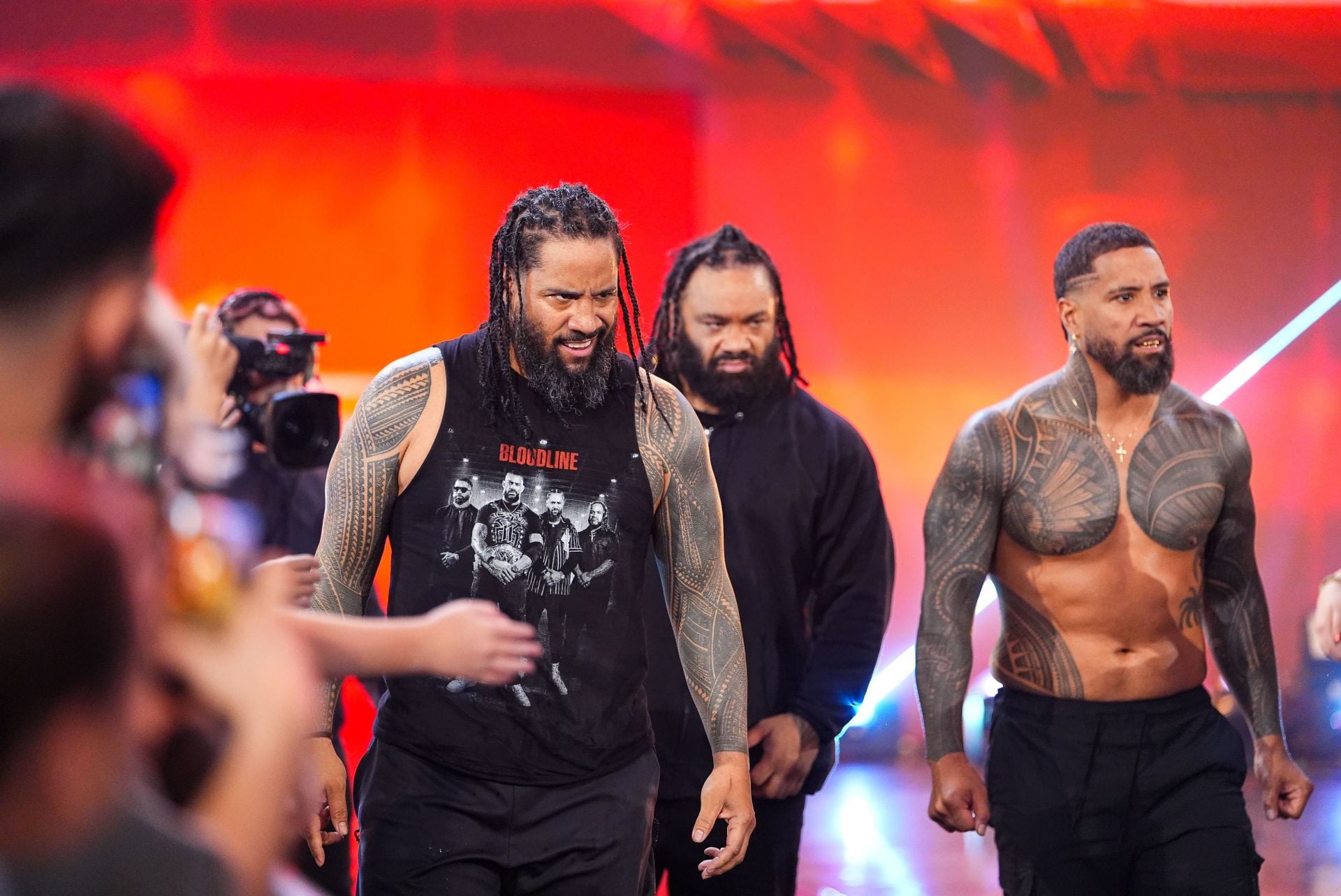 5 WWE Superstars who could disrupt 946 vs. The Bloodline on RAW