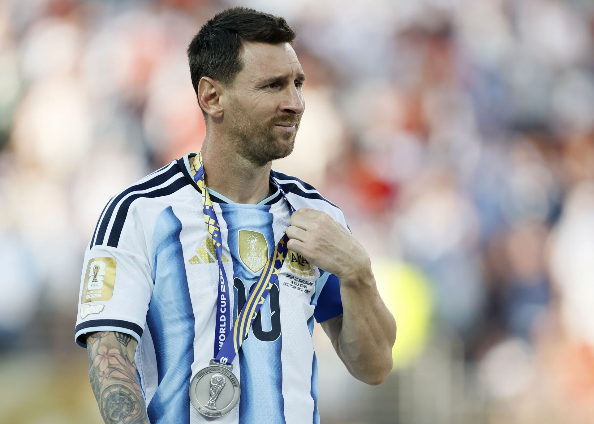 "There is no obvious contender" - Arsenal icon explains why he would give 2026 Ballon d'Or to Lionel Messi