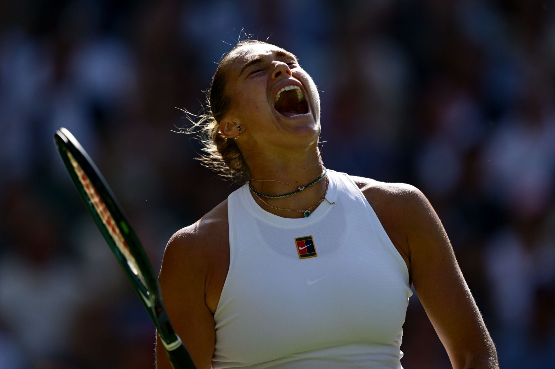 "Aryna Sabalenka is such a sore loser" - Fans furious at Belarusian for 'nasty' handshake after shock China Open exit