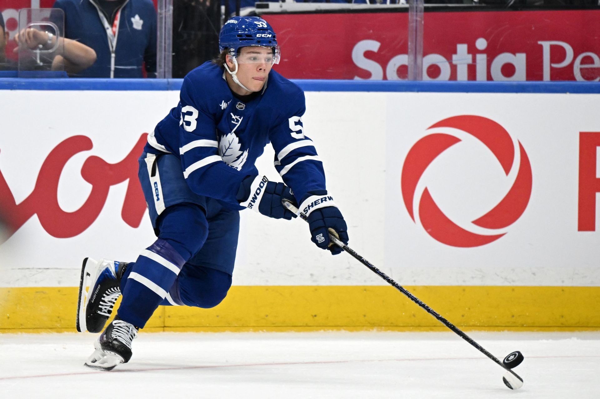 Maple Leafs Trade Rumors: Easton Cowan [Roster Lock]