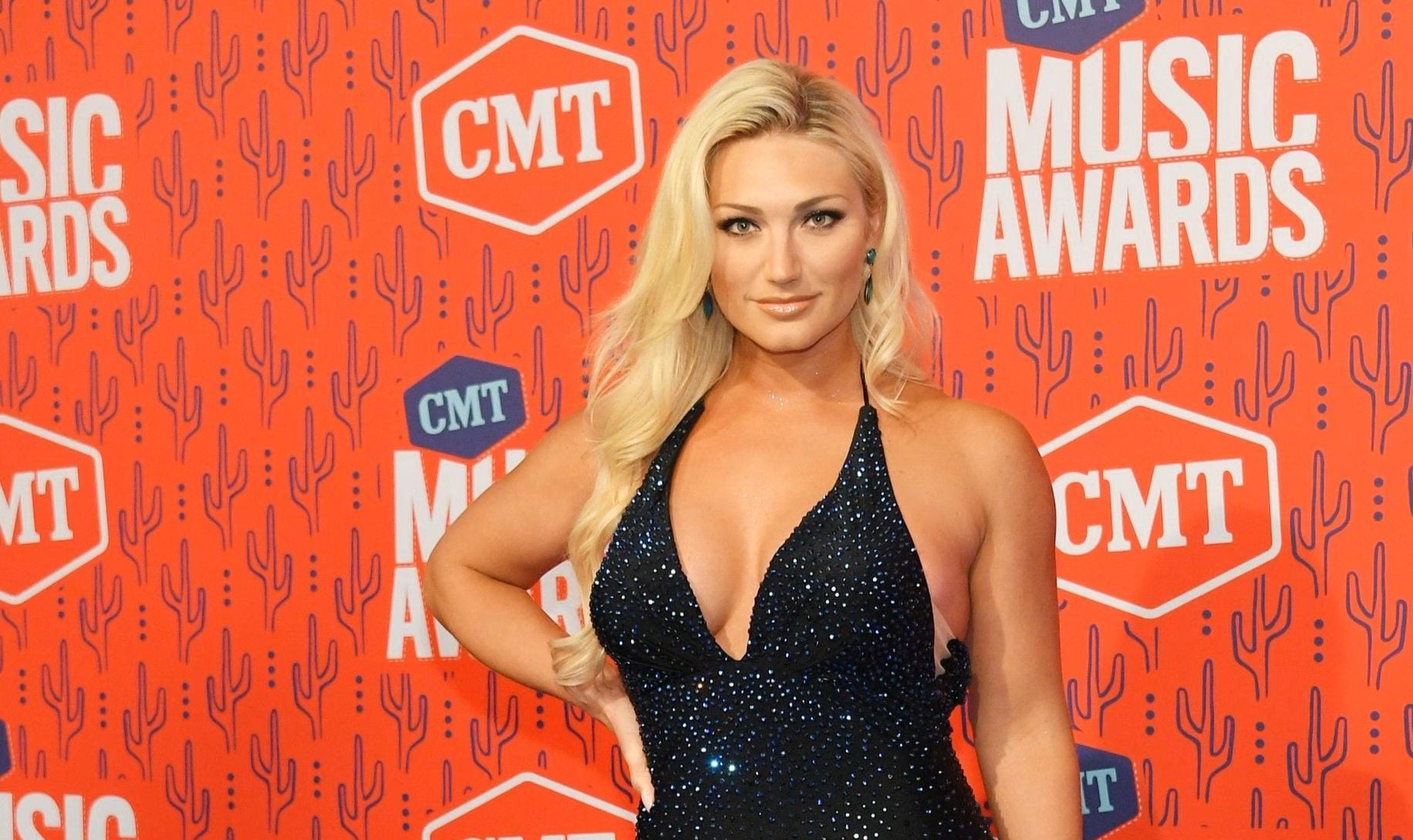 “Enjoy your dirty money. You took my dad” - Daughter of WWE legend breaks silence