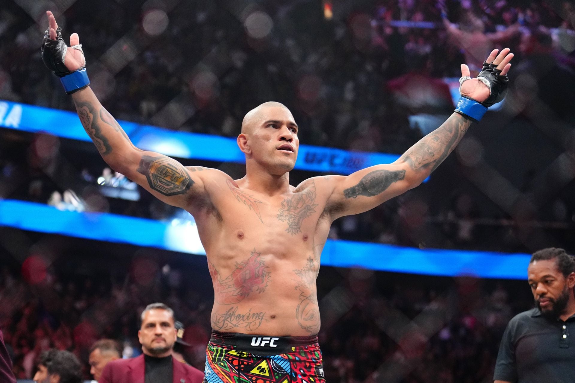 Chris Weidman discusses Alex Pereira's "game changer" strategy that will lead to win over Sergei Pavlovich
